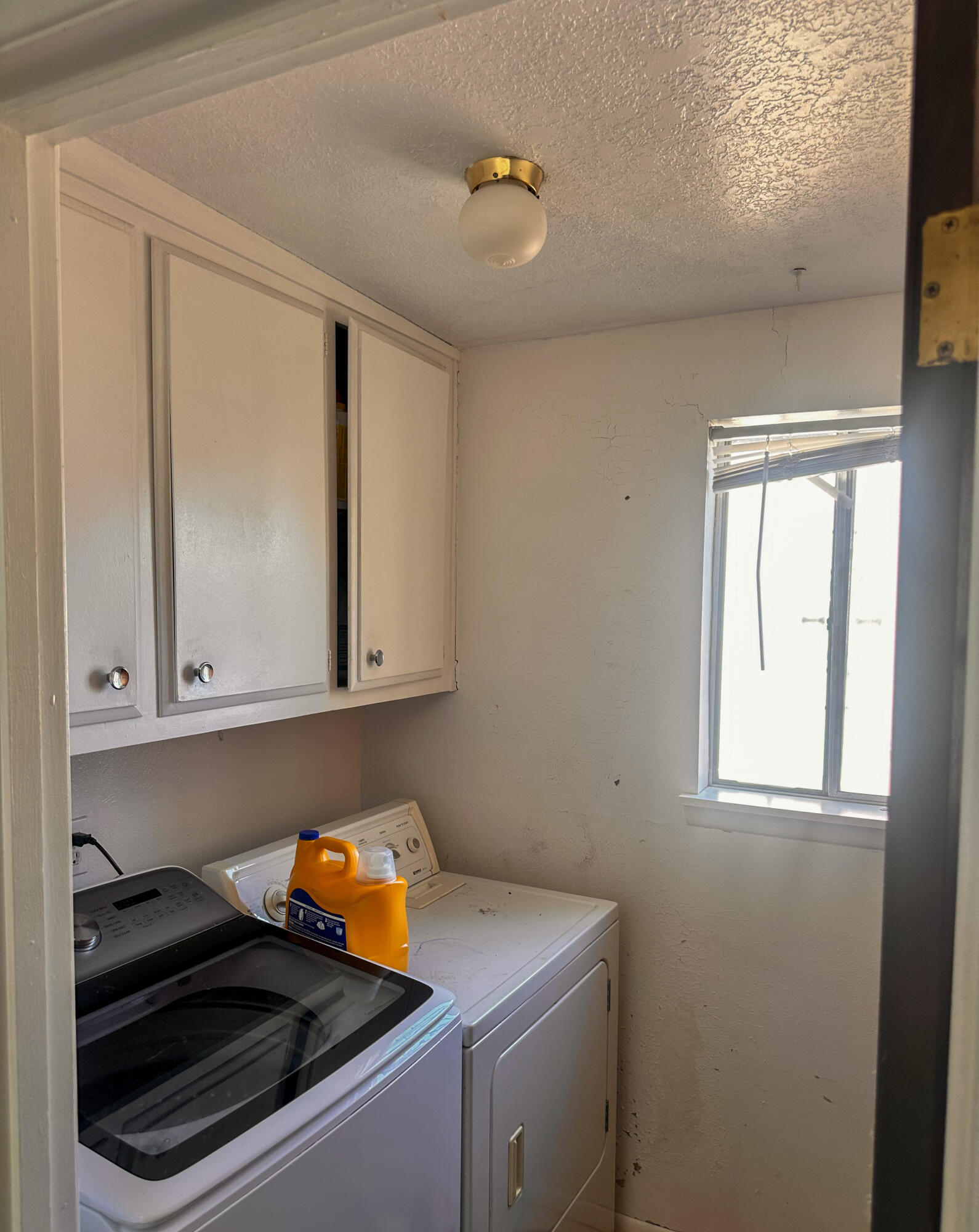 Photo 15 — 2900 Charleston Street NE