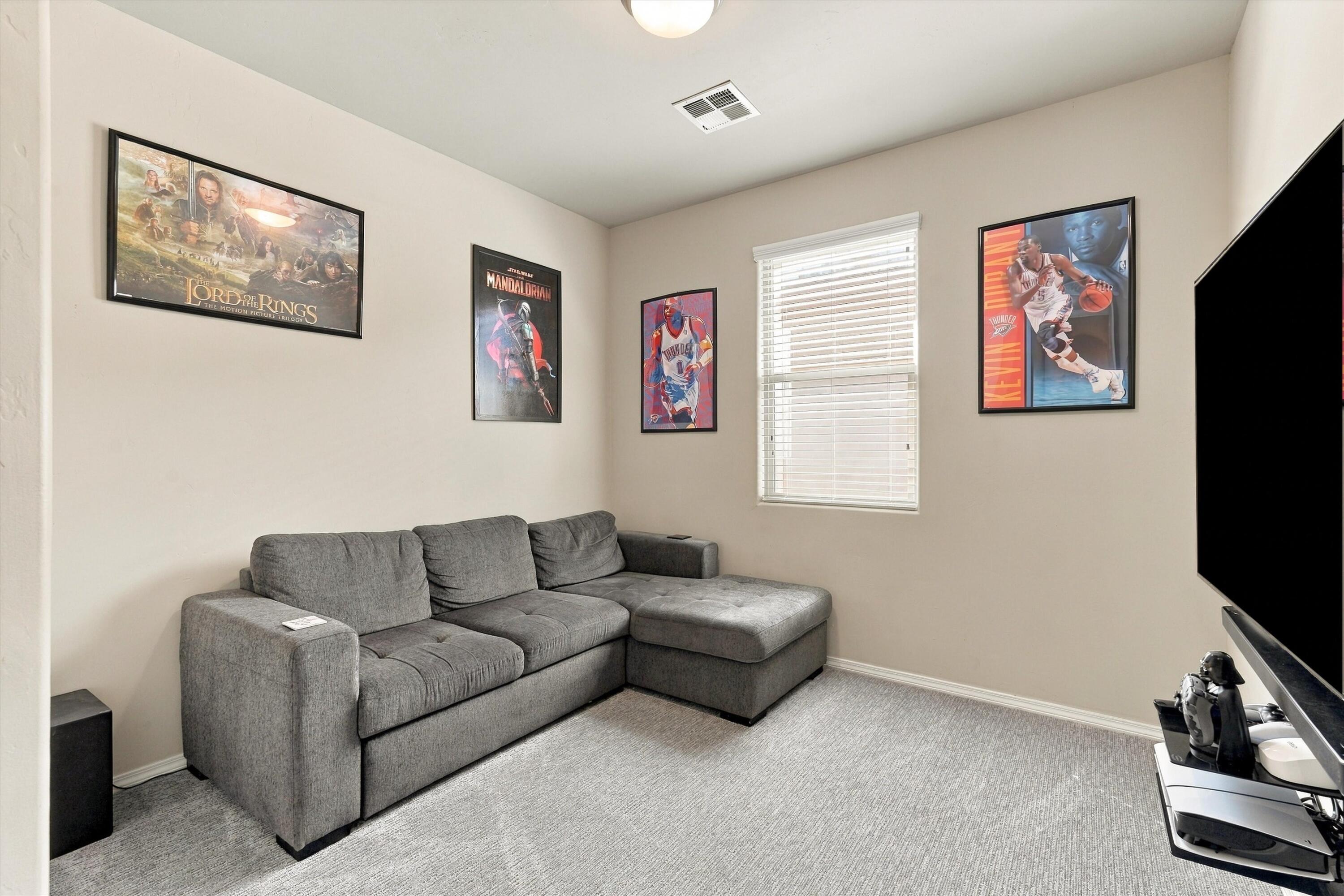 Photo 18 — 4570 Golden Eagle Loop NE