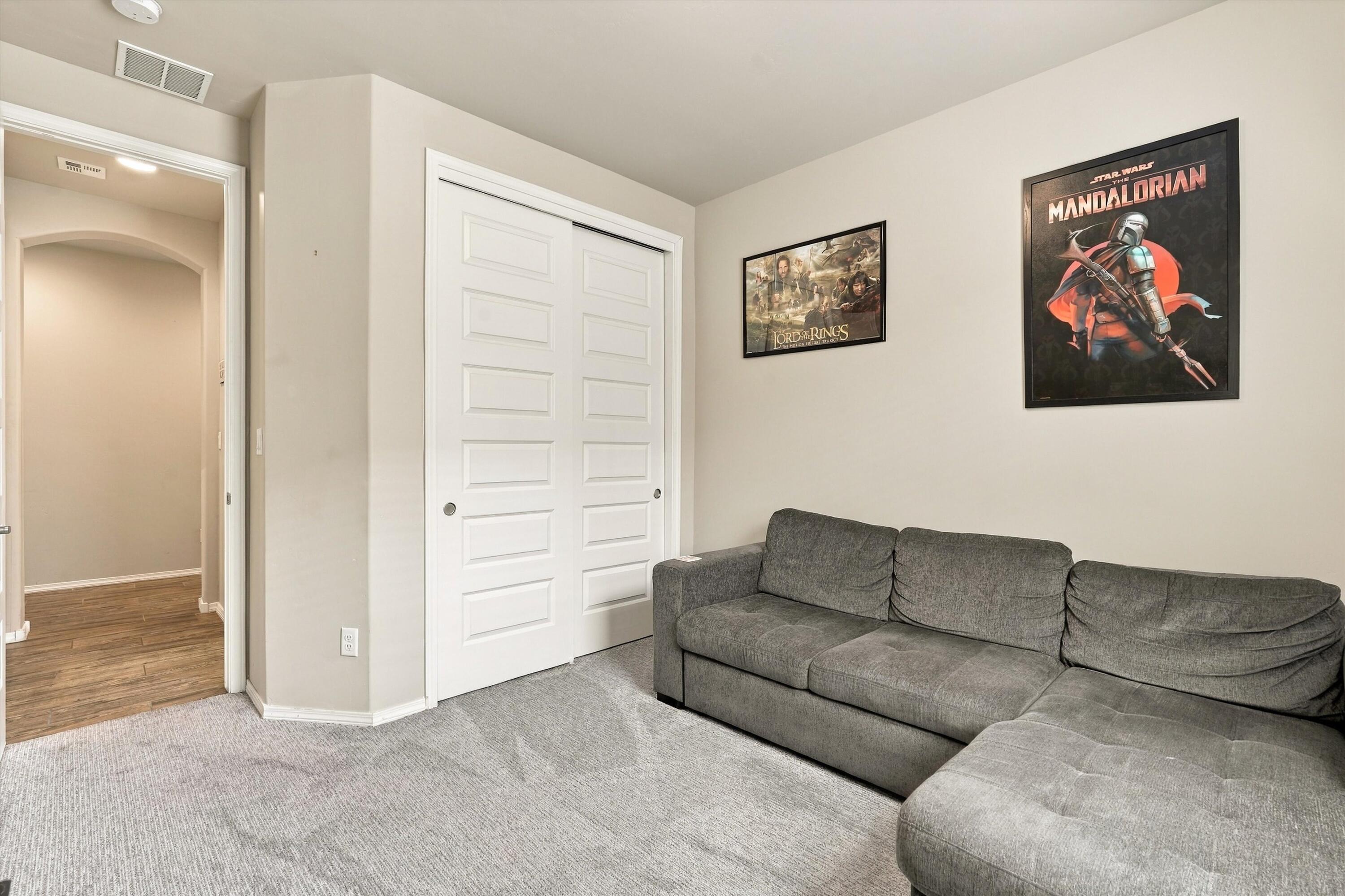 Photo 17 — 4570 Golden Eagle Loop NE