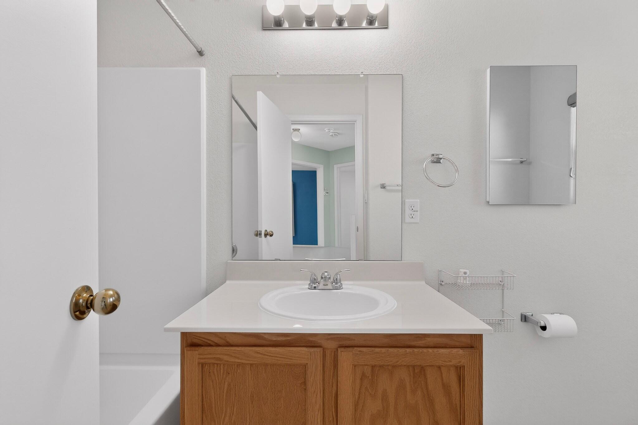 Photo 17 — 12424 Smokey Mountain Way NE