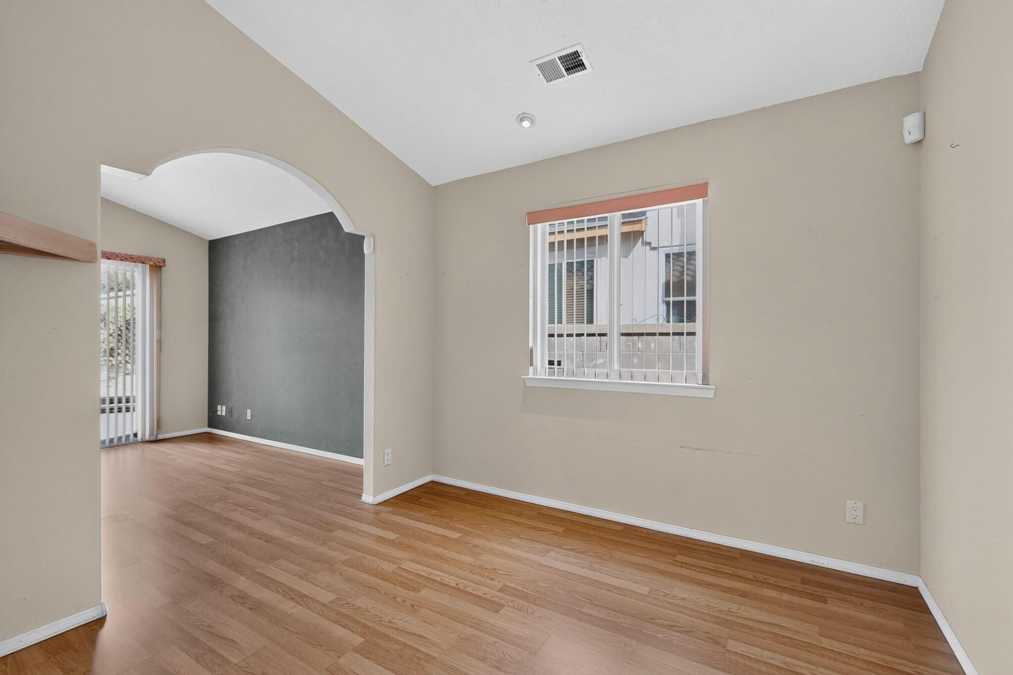 Photo 17 — 8109 William Moyers Avenue NE