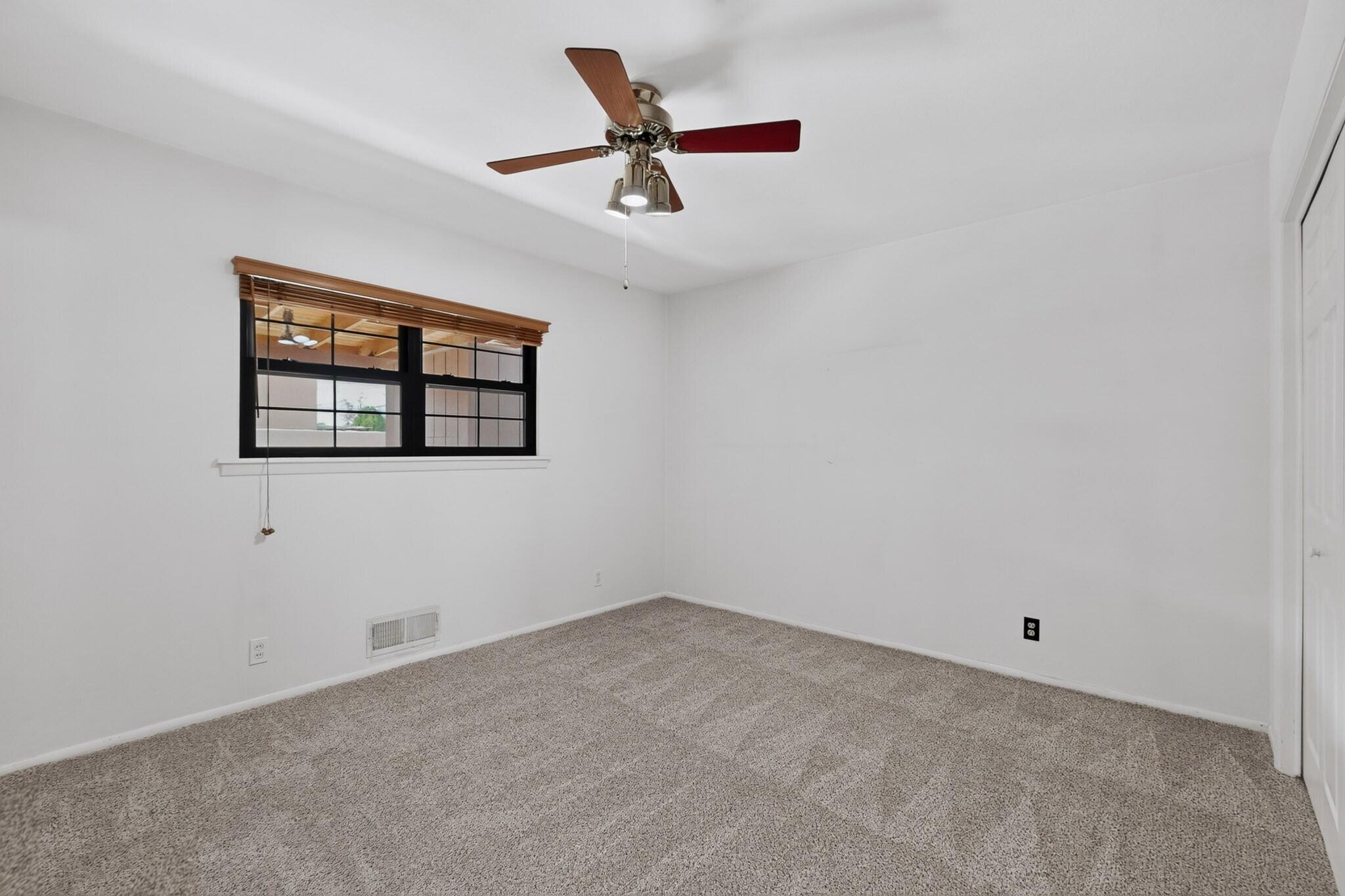 Photo 16 — 723 Guaymas Place NE