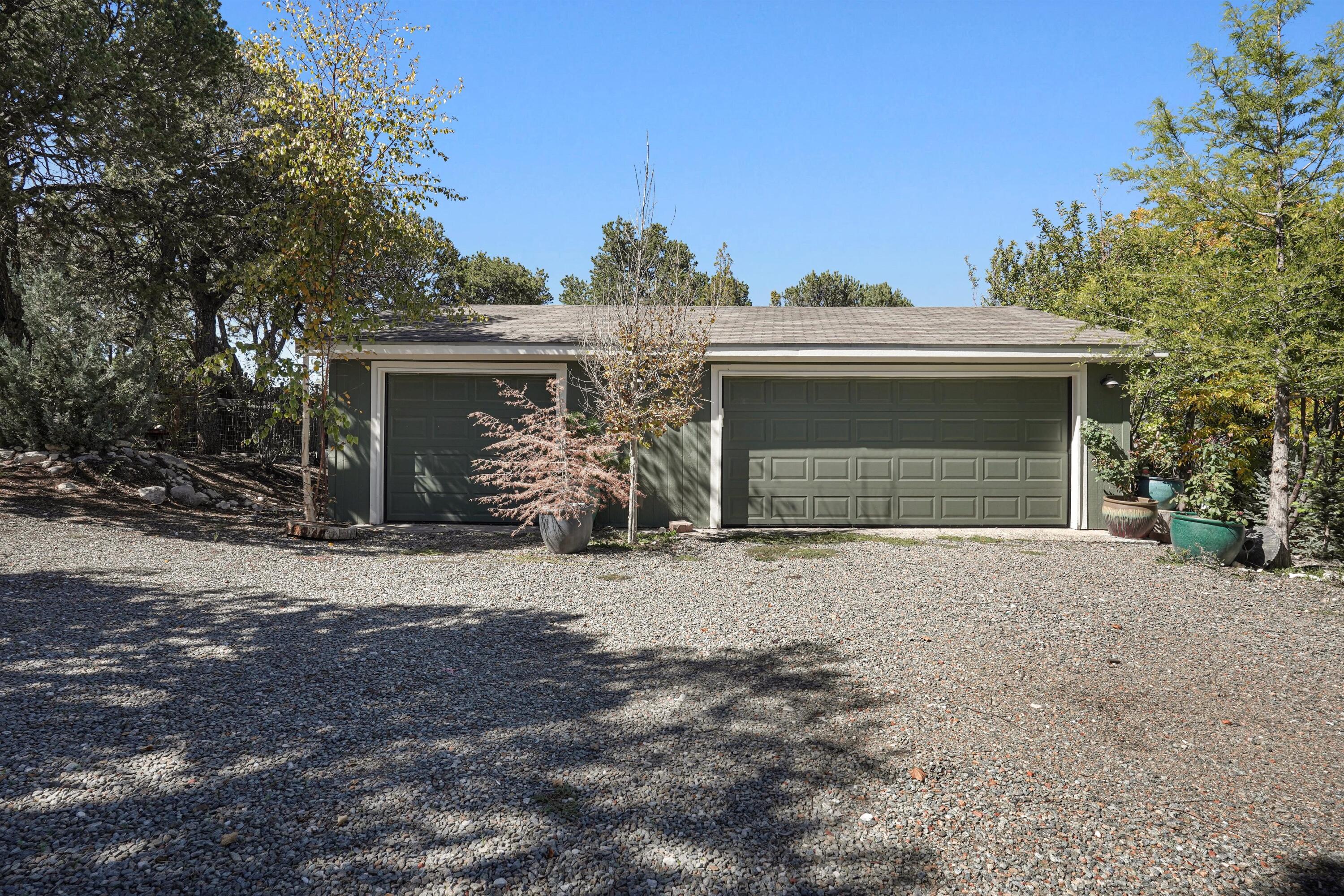 Photo 13 — 67 Pinon Heights Road