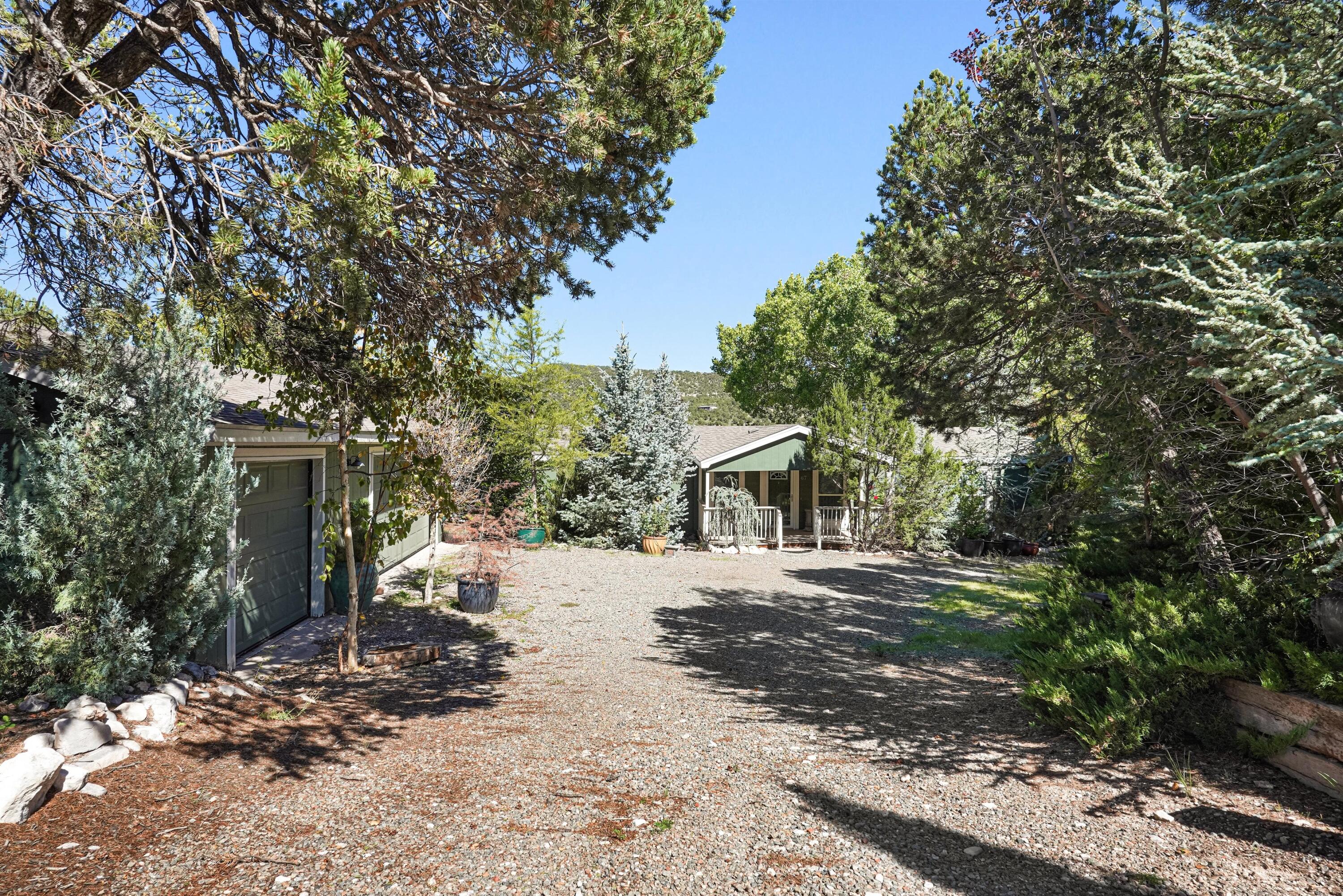 Photo 8 — 67 Pinon Heights Road