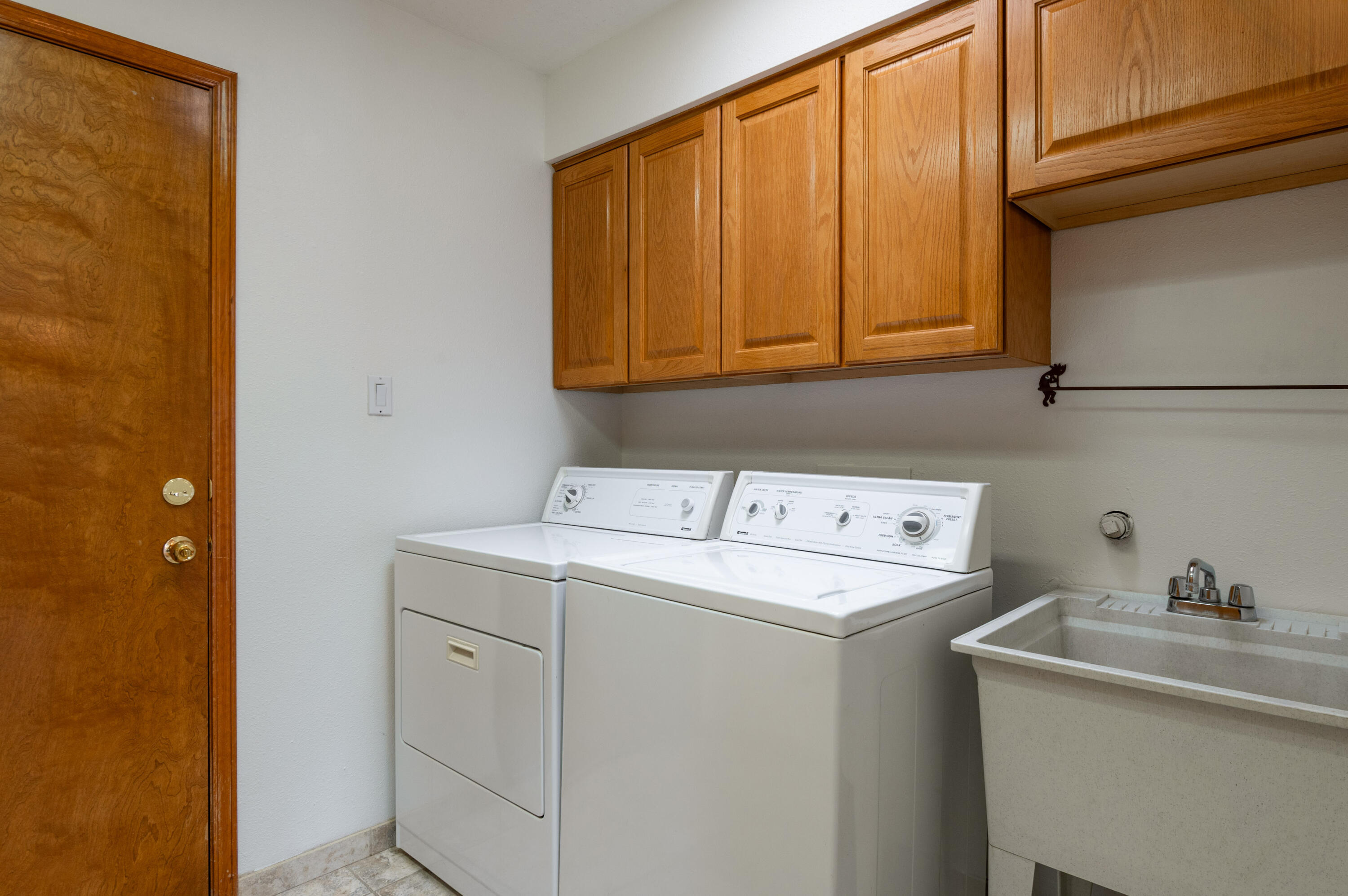 Photo 15 — 105 Watson Court