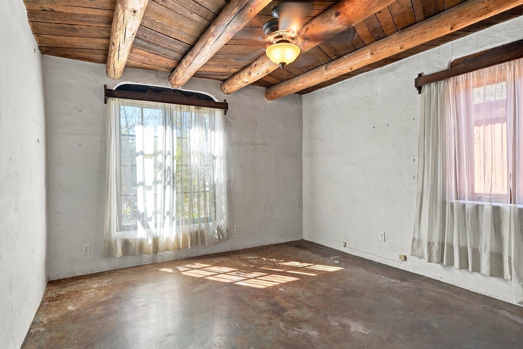 Photo 15 — 2821 Rio Vista Court SW