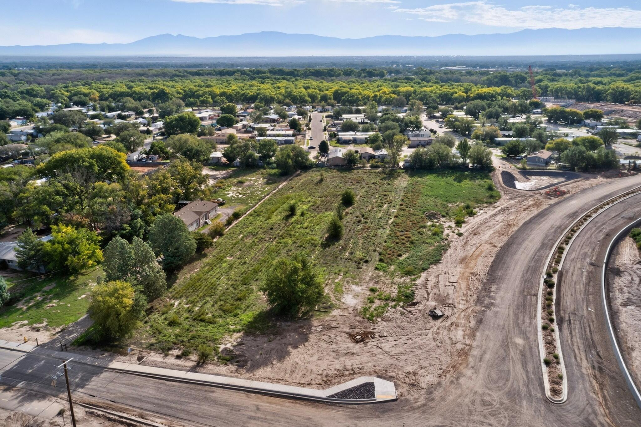 1664 Los Lentes Road SE, Los Lunas, NM 87031