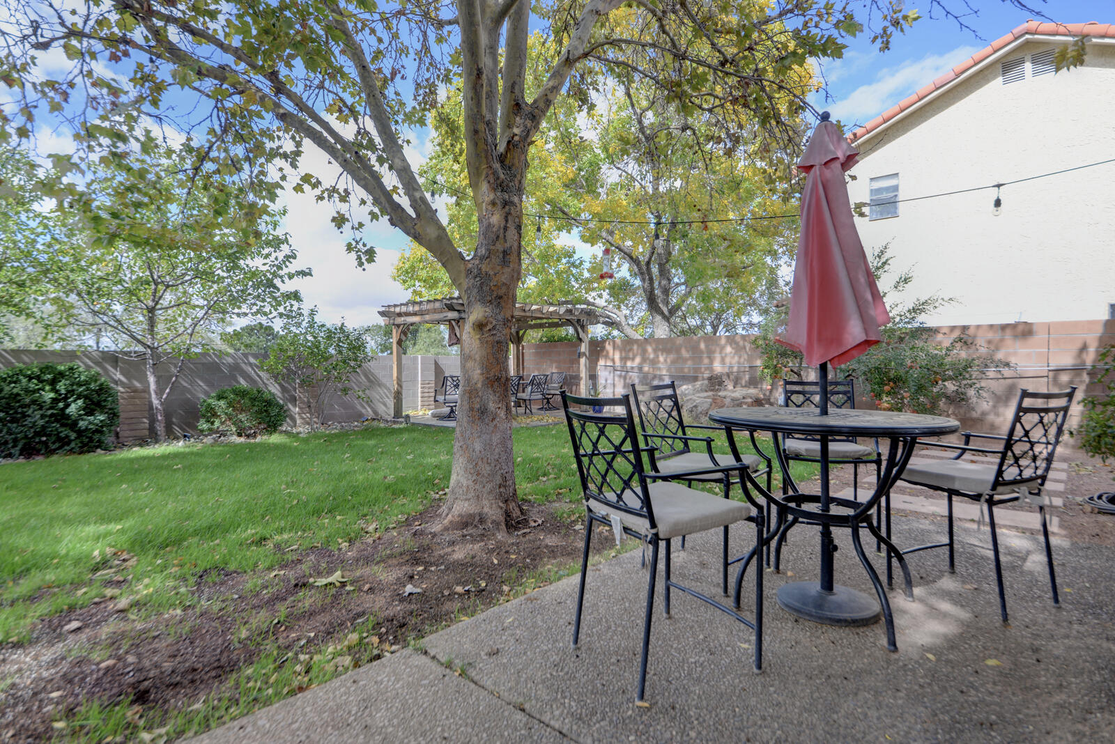 Photo 9 — 7615 Calhoun Drive NE