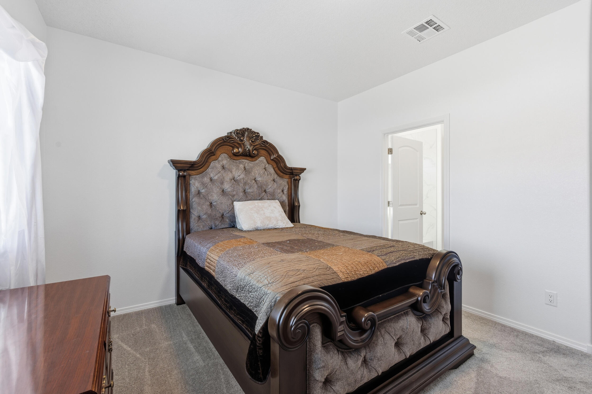 Photo 14 — 4837 Guadalupe Peak Street SW