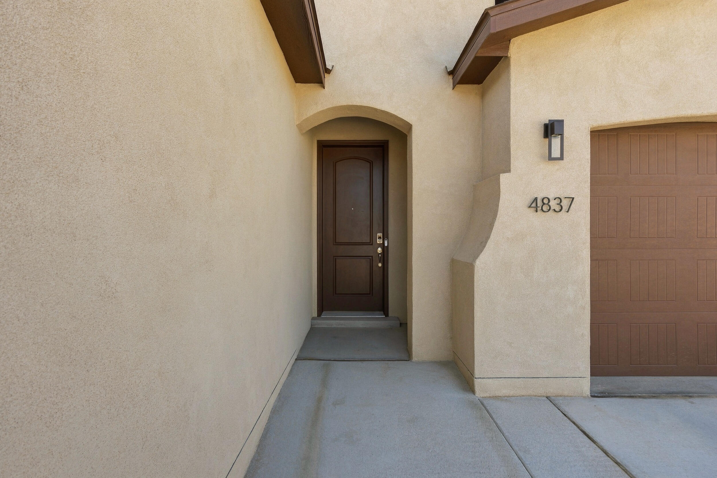 Photo 2 — 4837 Guadalupe Peak Street SW