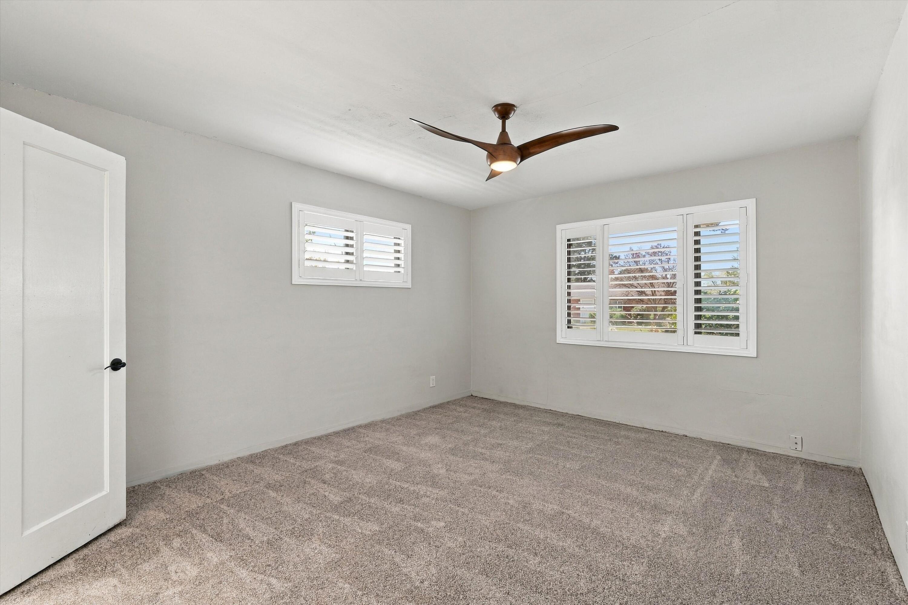 Photo 14 — 2102 Hendola Drive NE