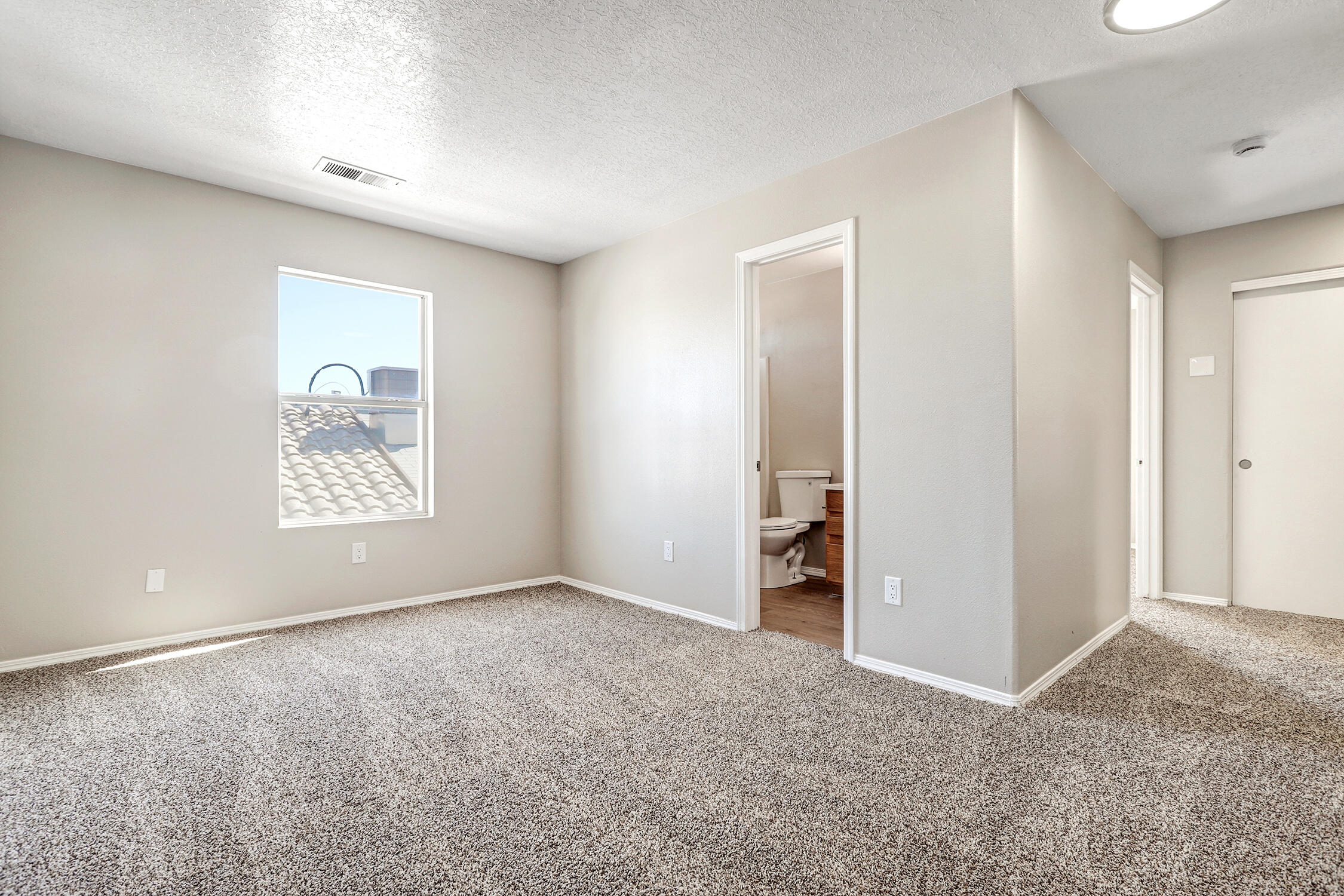 Photo 19 — 7928 Stephan Road SW