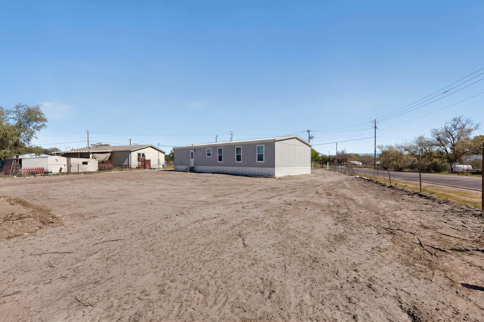 Photo 10 — 704 Juan P Sanchez Road SW