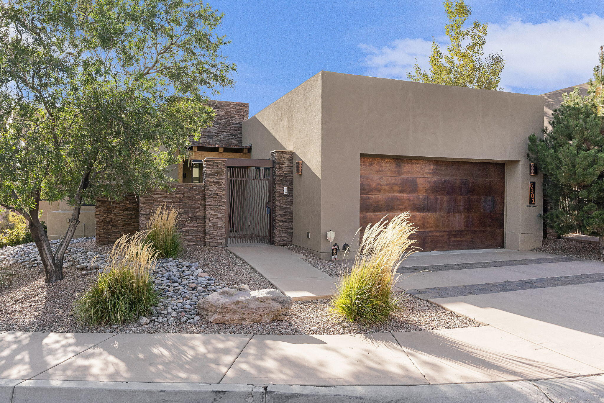Photo 2 — 6301 Ghost Flower Trail NE