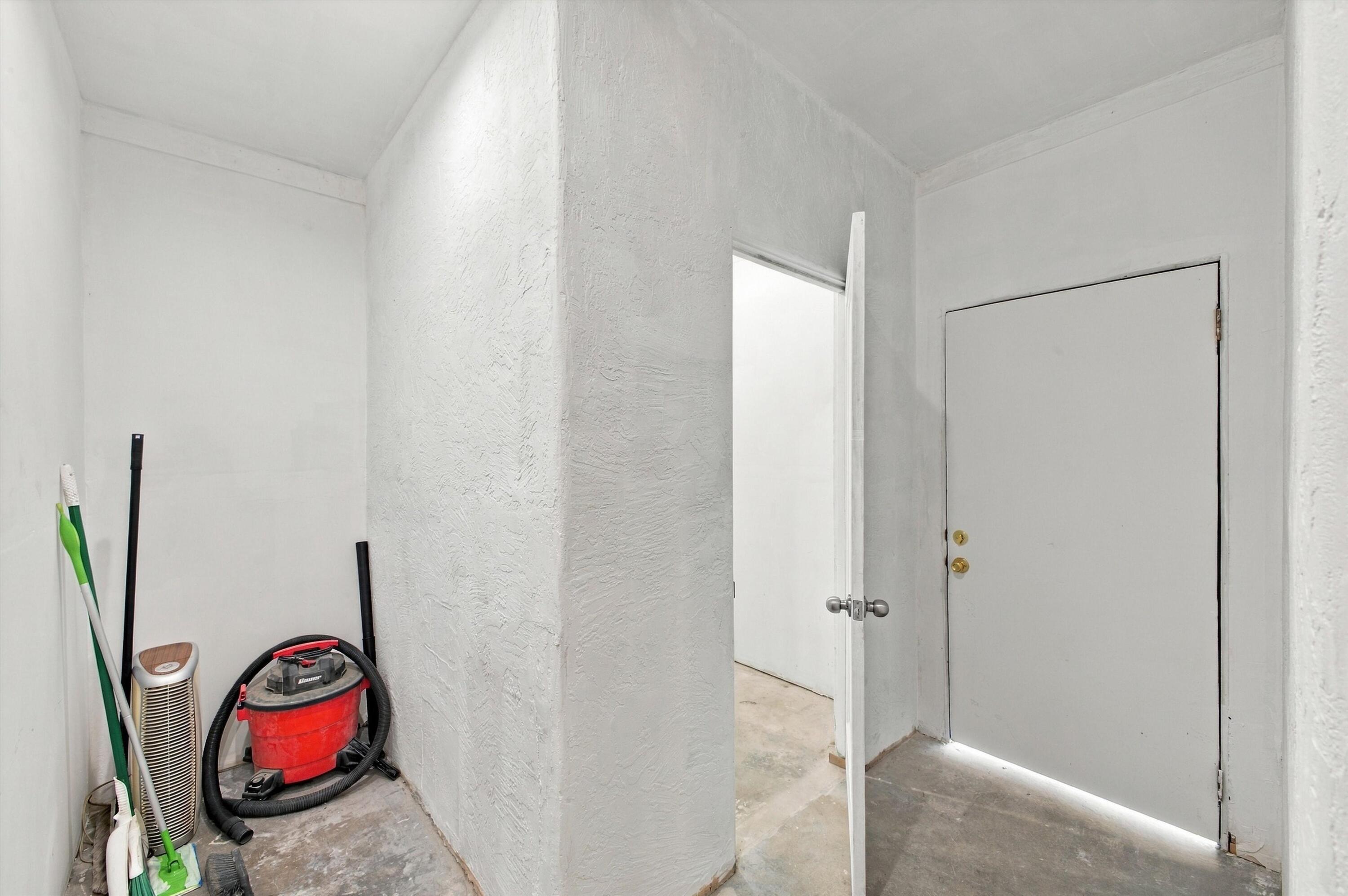 Photo 12 — 1311 Dartmouth Drive NE