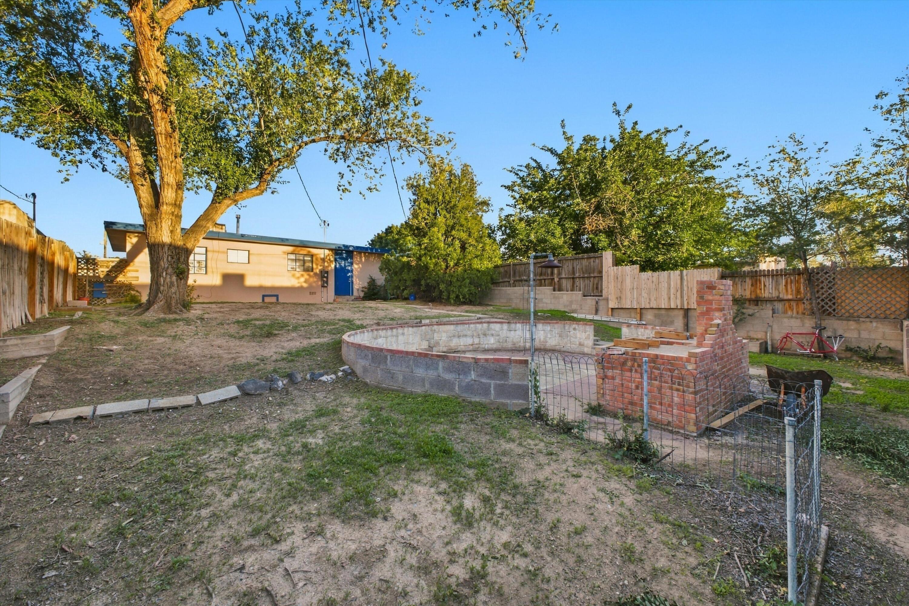 Photo 5 — 1311 Dartmouth Drive NE