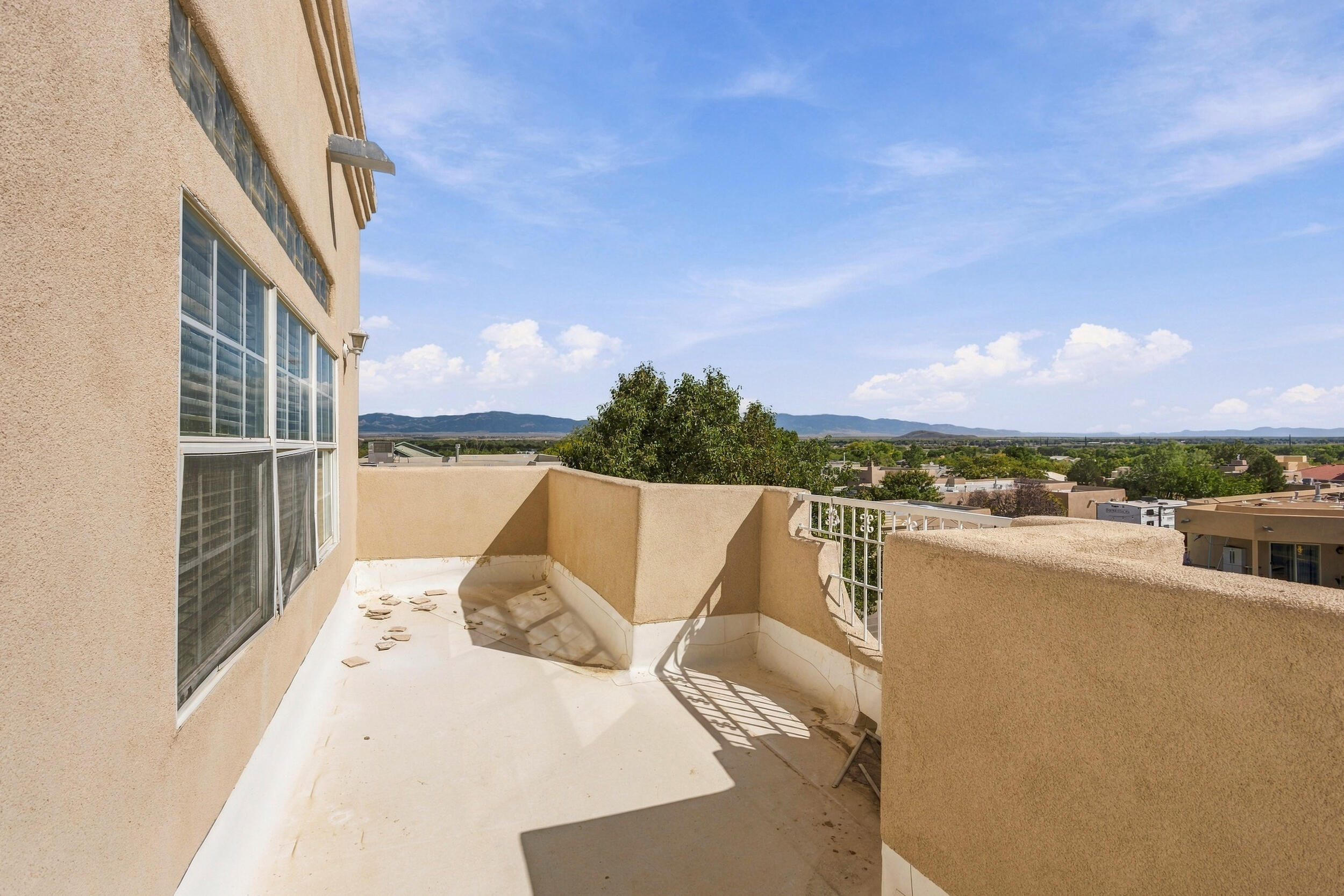 Photo 5 — 1260 Mesa Ridge Drive SW