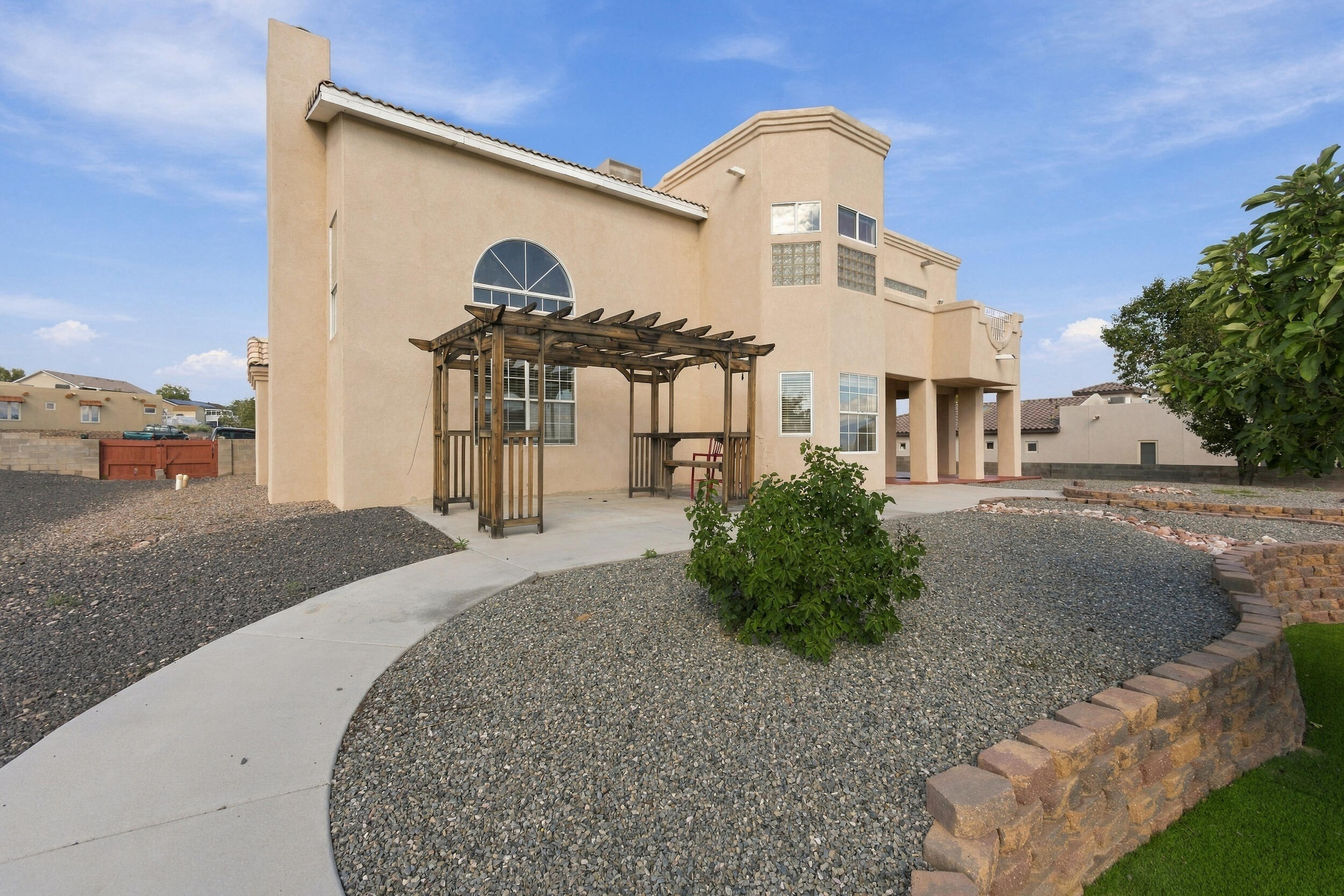 Photo 13 — 1260 Mesa Ridge Drive SW