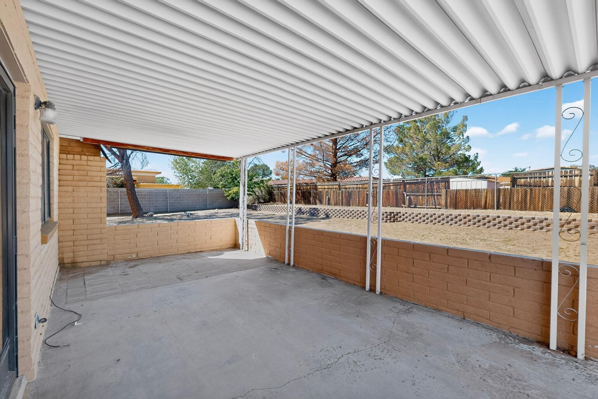 Photo 9 — 209 Villa Verde Drive SE