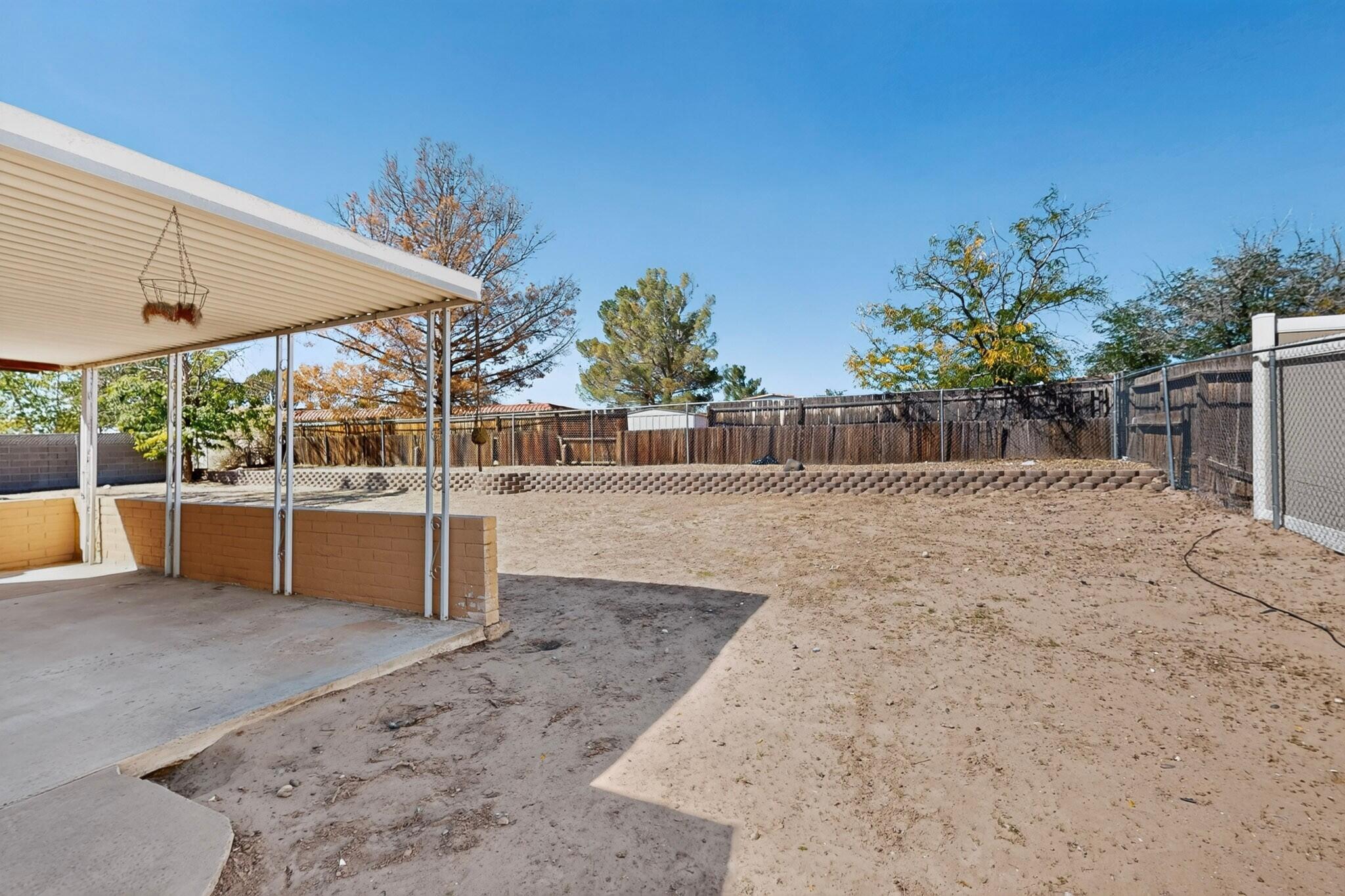 Photo 11 — 209 Villa Verde Drive SE