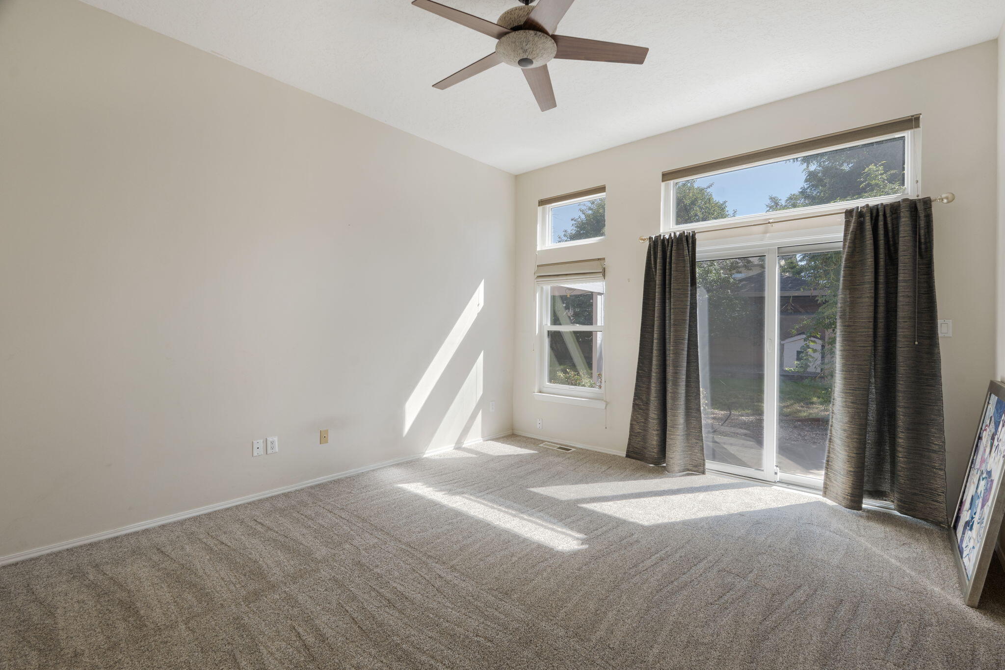 Photo 13 — 9404 Peralta Road NE