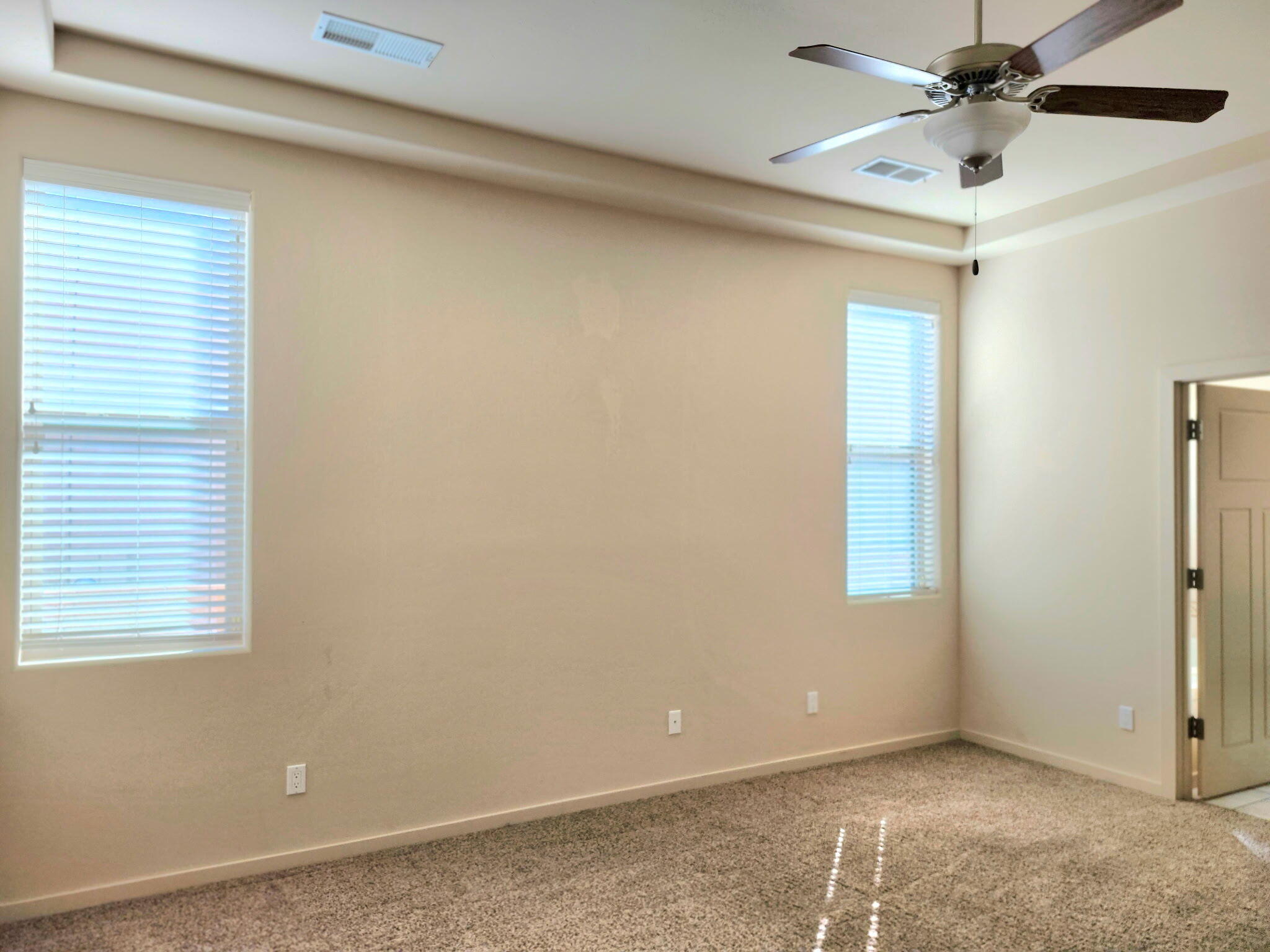 Photo 3 — 5308 Sacate Avenue NW