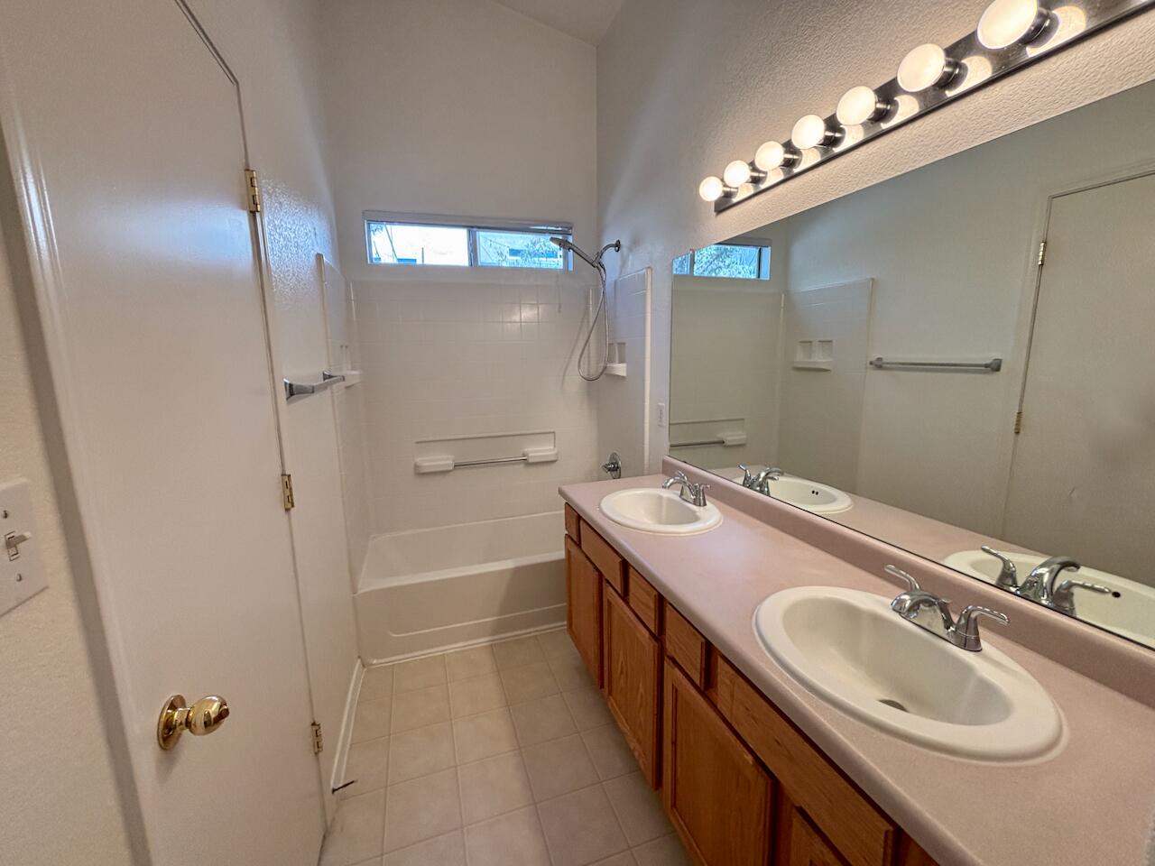 Photo 11 — 6131 Stargazer Avenue NW