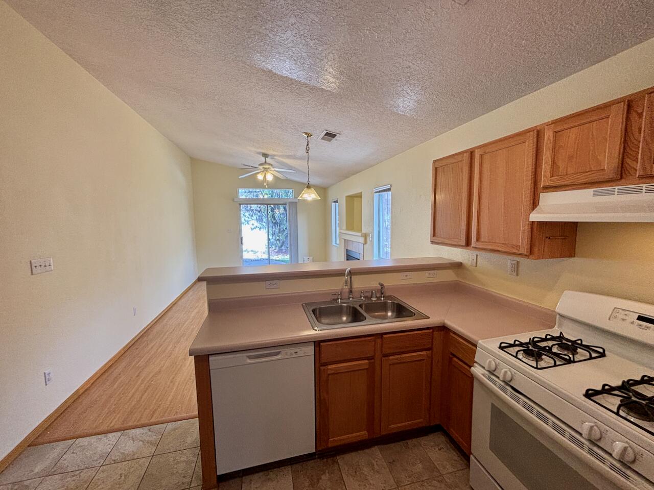 Photo 5 — 6131 Stargazer Avenue NW