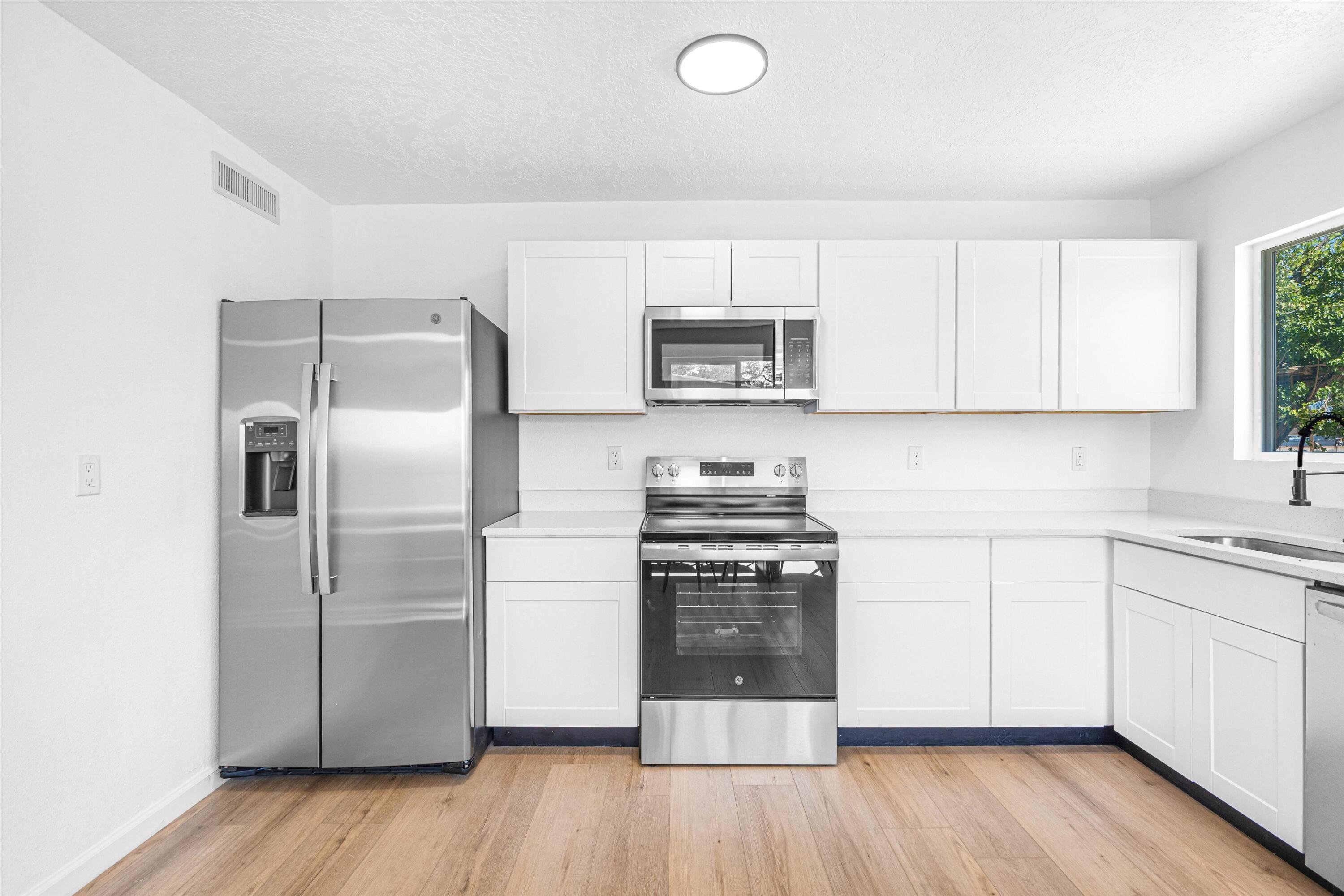 Photo 12 — 5732 Wood Road SW