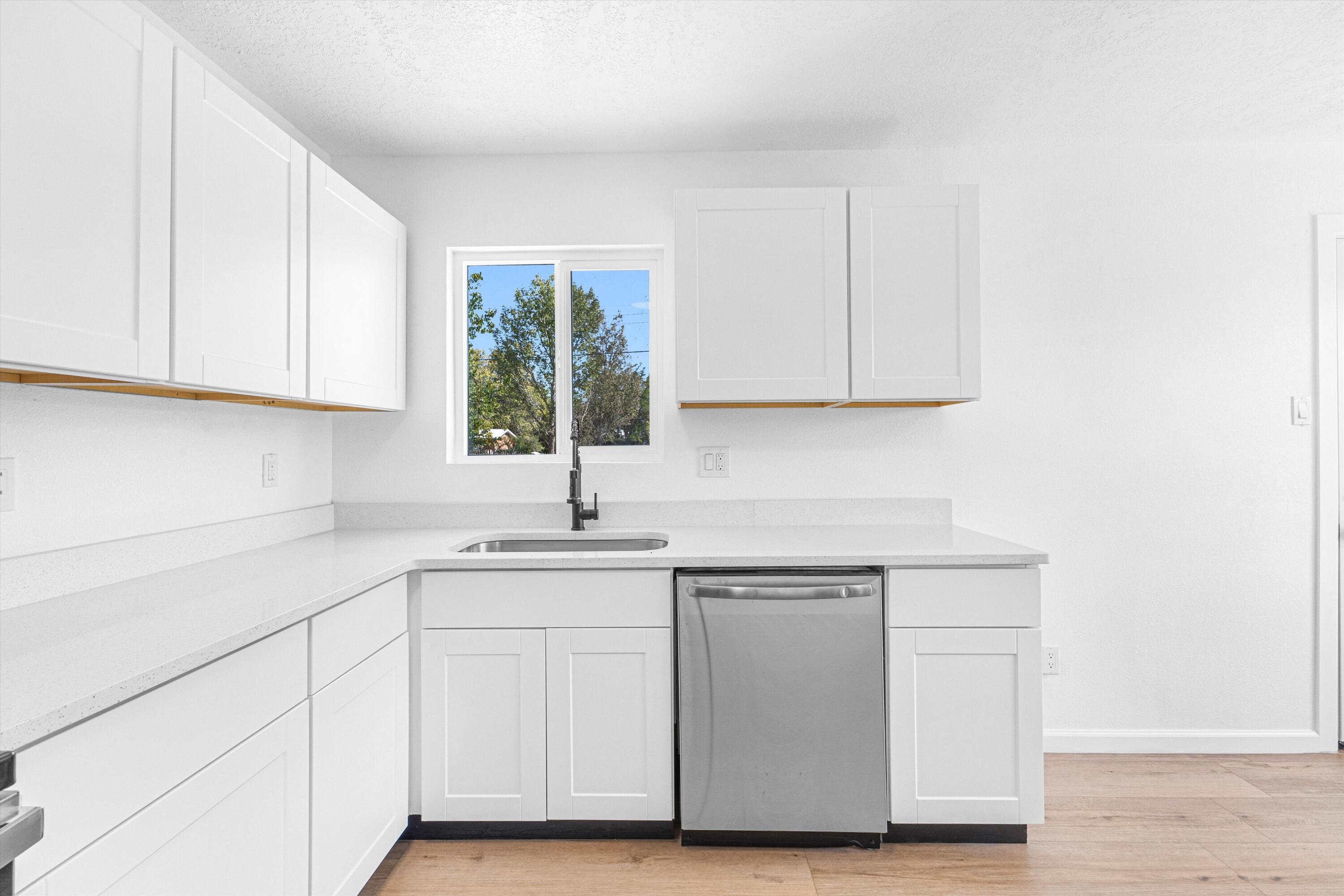 Photo 13 — 5732 Wood Road SW