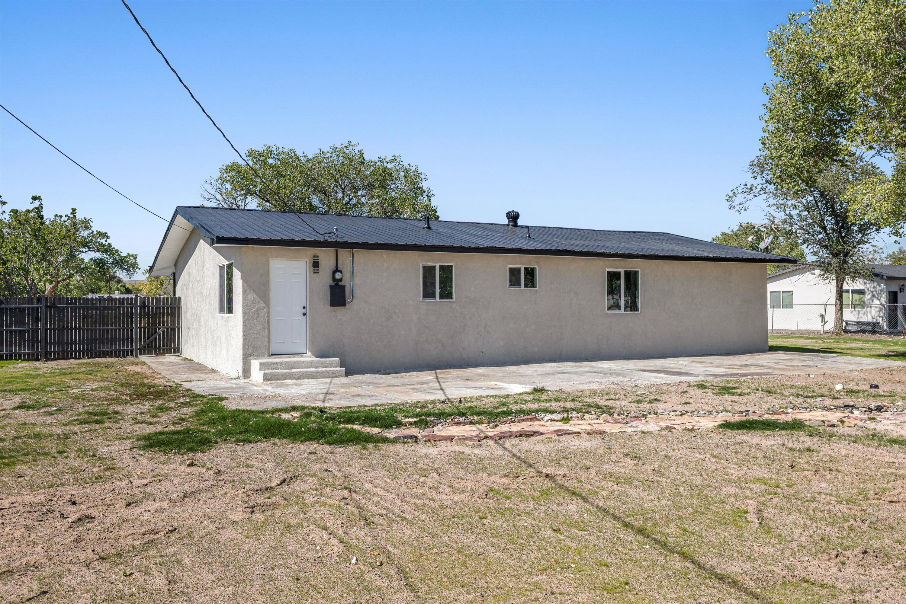 Photo 2 — 5732 Wood Road SW