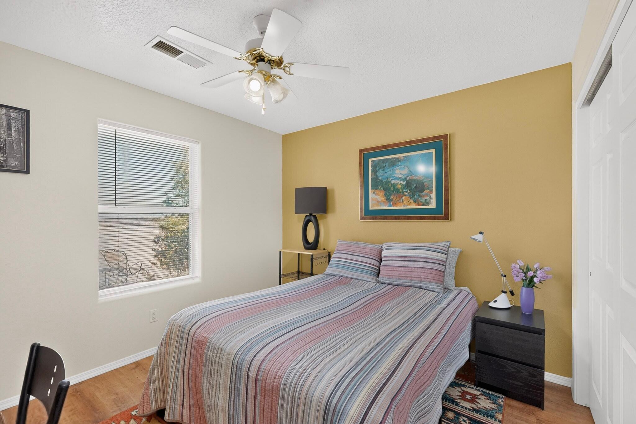 Photo 3 — 1 Rosa Avenue SW
