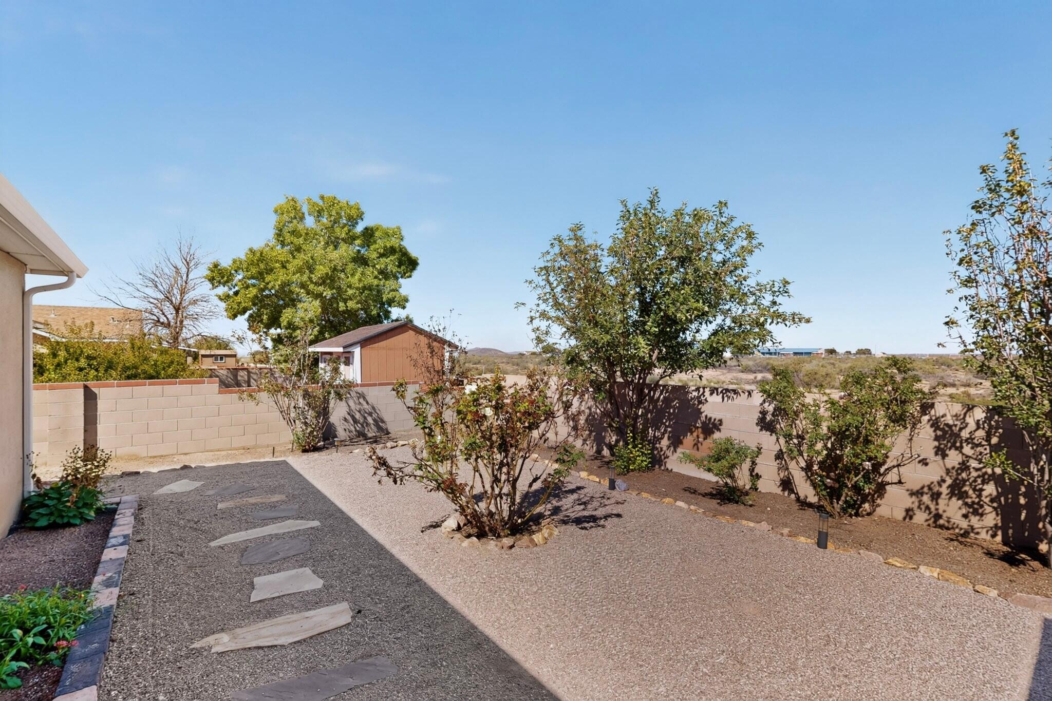 Photo 16 — 1 Rosa Avenue SW
