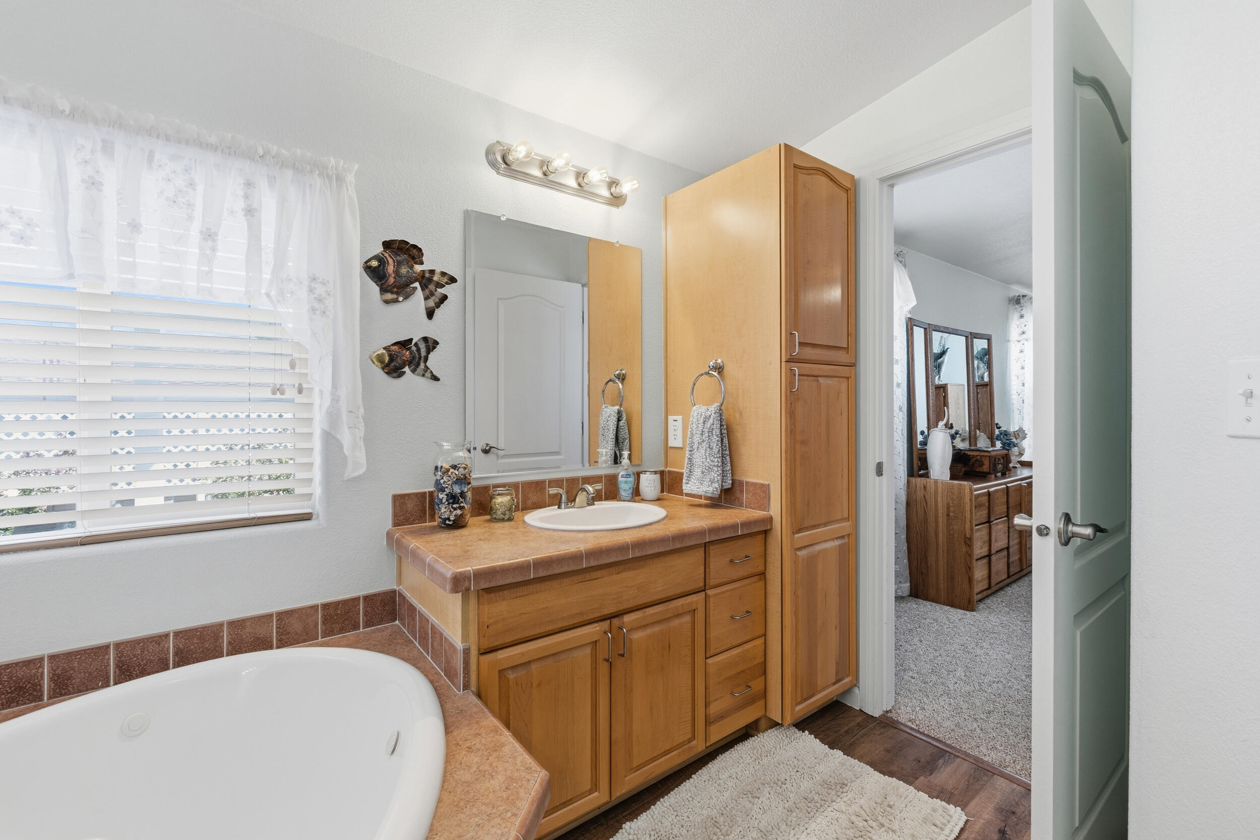 Photo 18 — 231 Sunrise Bluffs Drive
