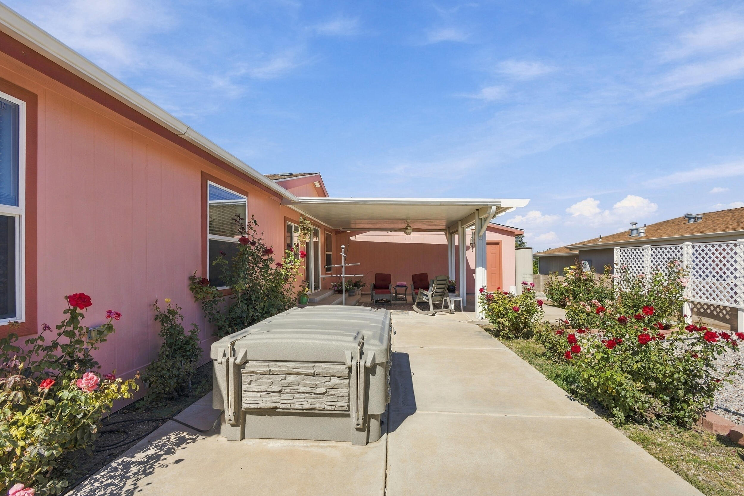 Photo 12 — 231 Sunrise Bluffs Drive