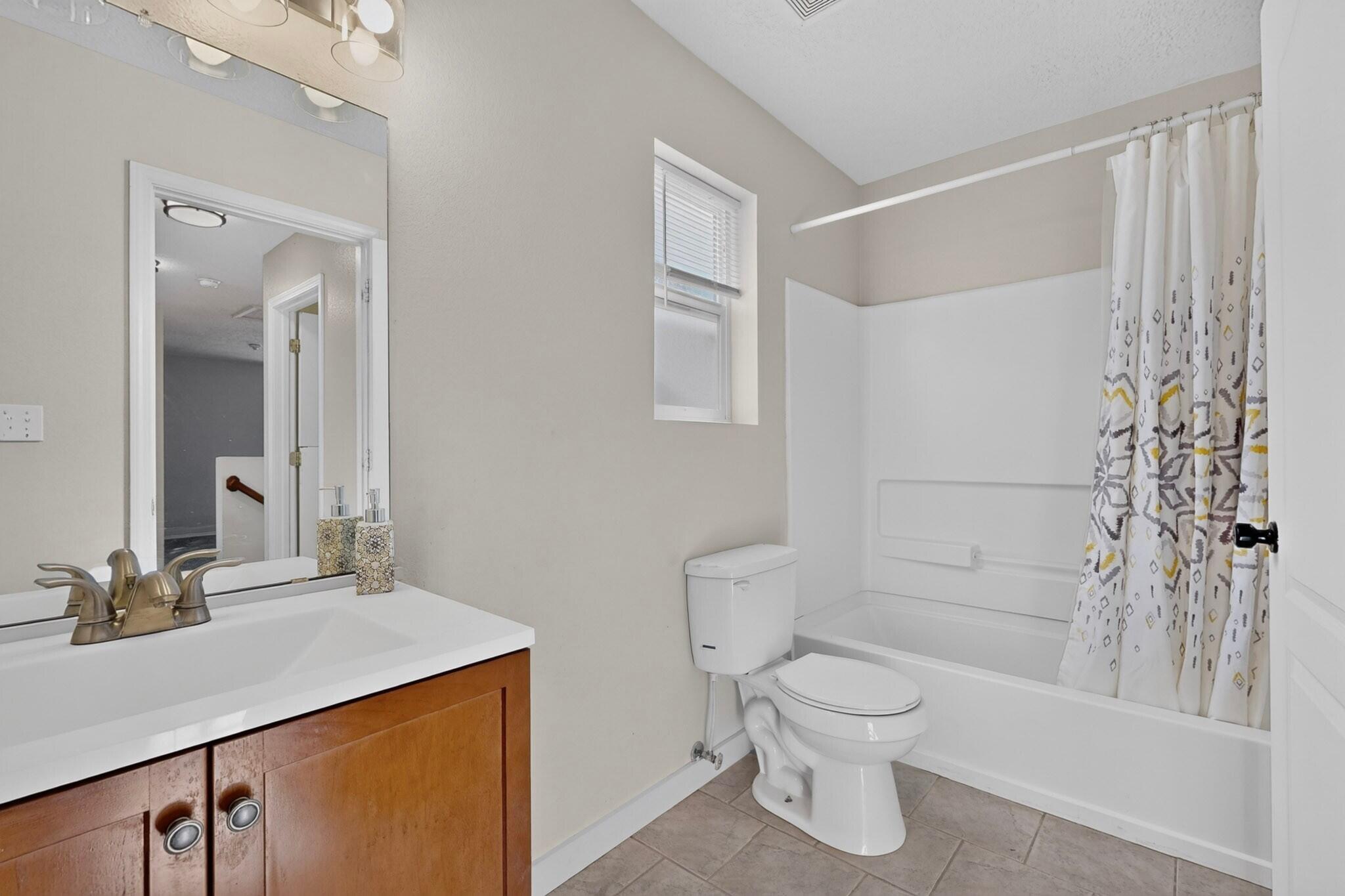 Photo 4 — 10655 McMichael Lane SW