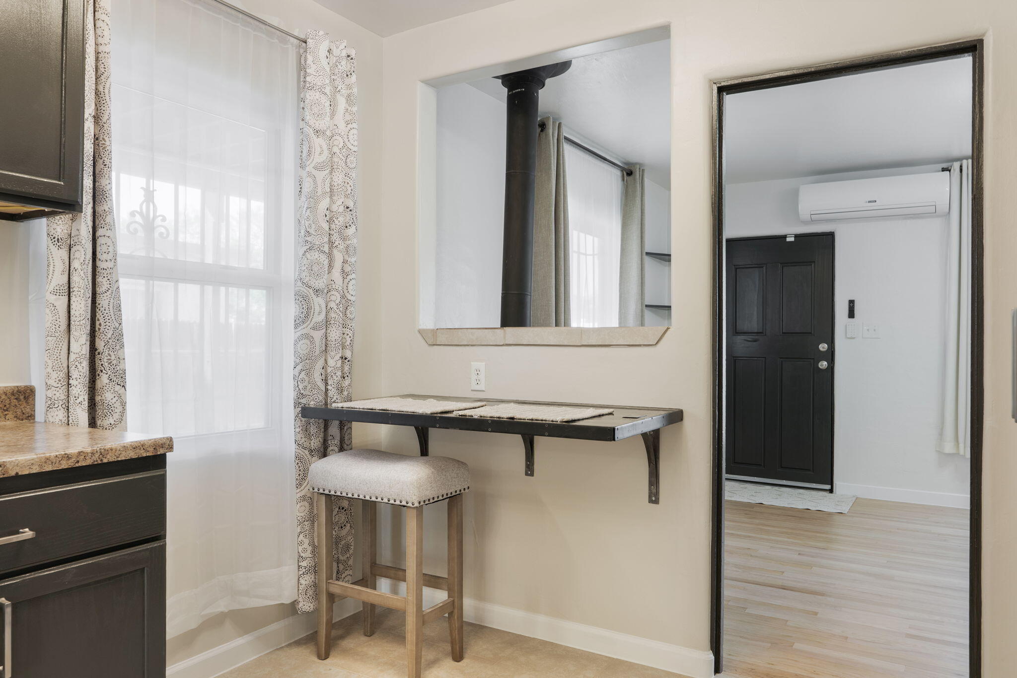 Photo 13 — 2824 Quincy Street NE