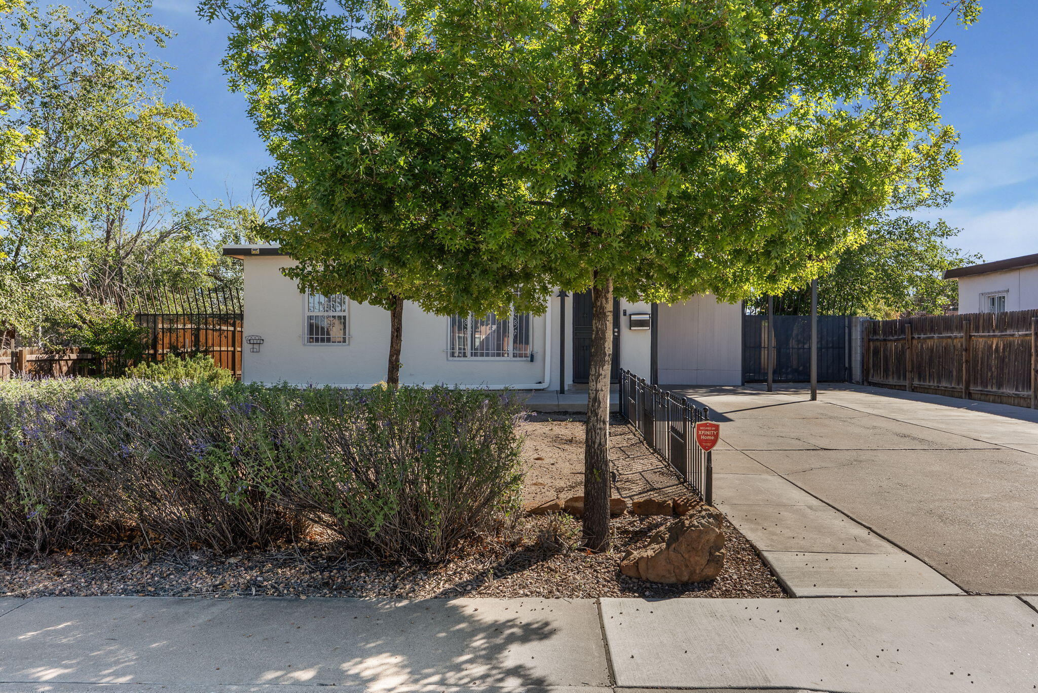 Photo 3 — 2824 Quincy Street NE