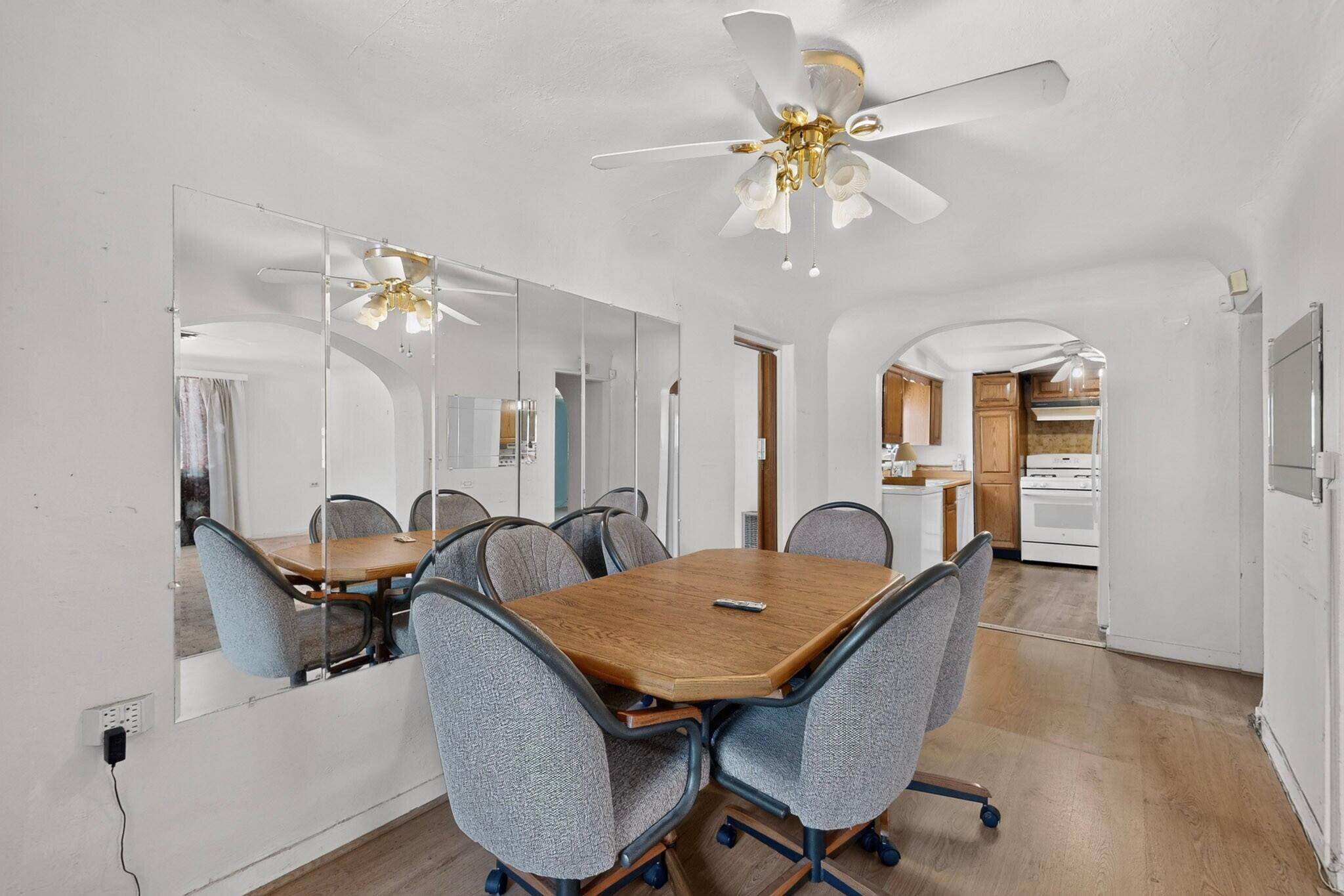 Photo 15 — 406 Smith Avenue SE