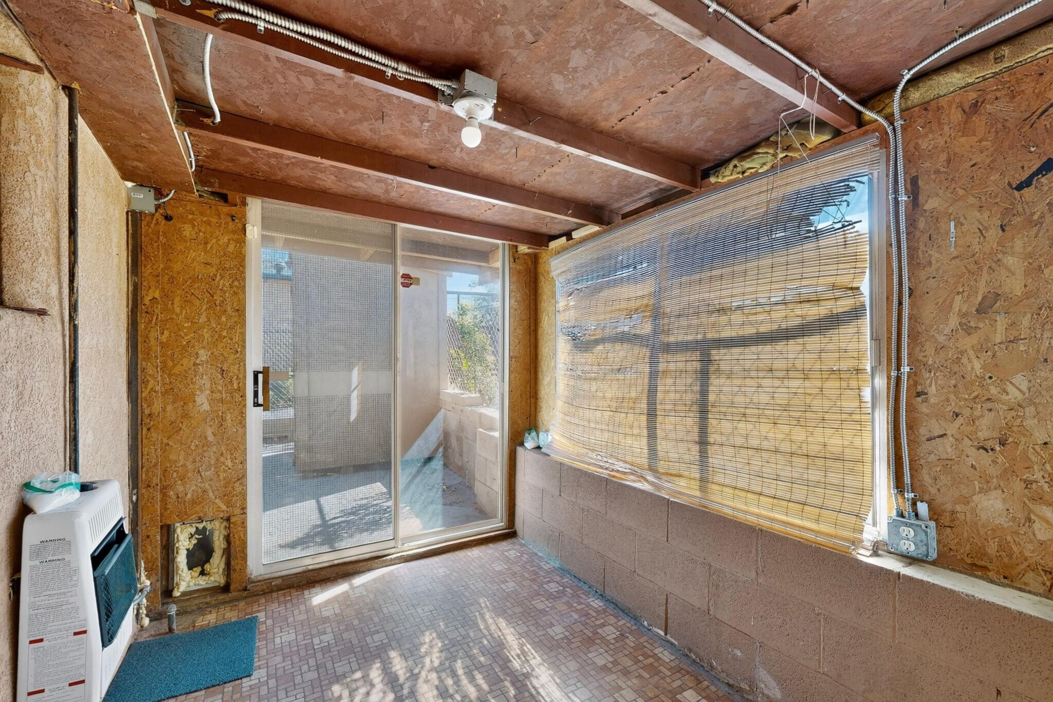 Photo 3 — 406 Smith Avenue SE