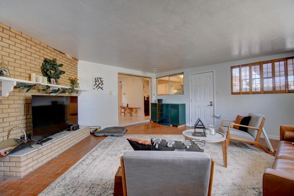 Photo 12 — 1743 Van Court SW