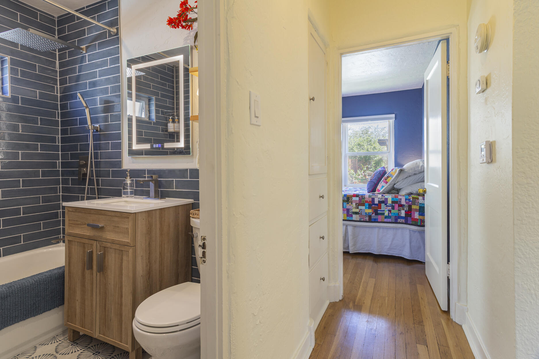 Photo 18 — 312 Carlisle Boulevard NE