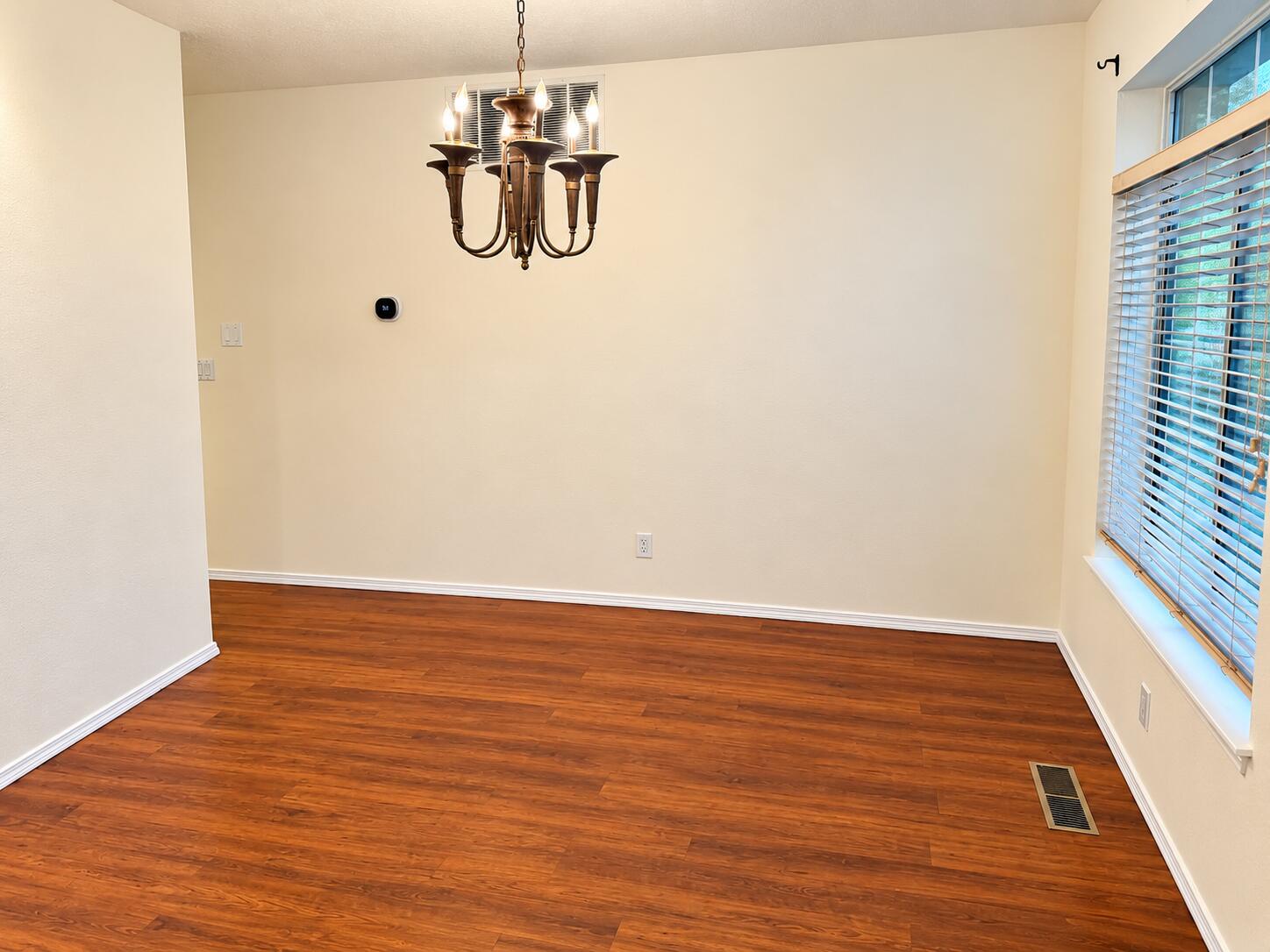 Photo 18 — 6315 Elk Horn Drive NE