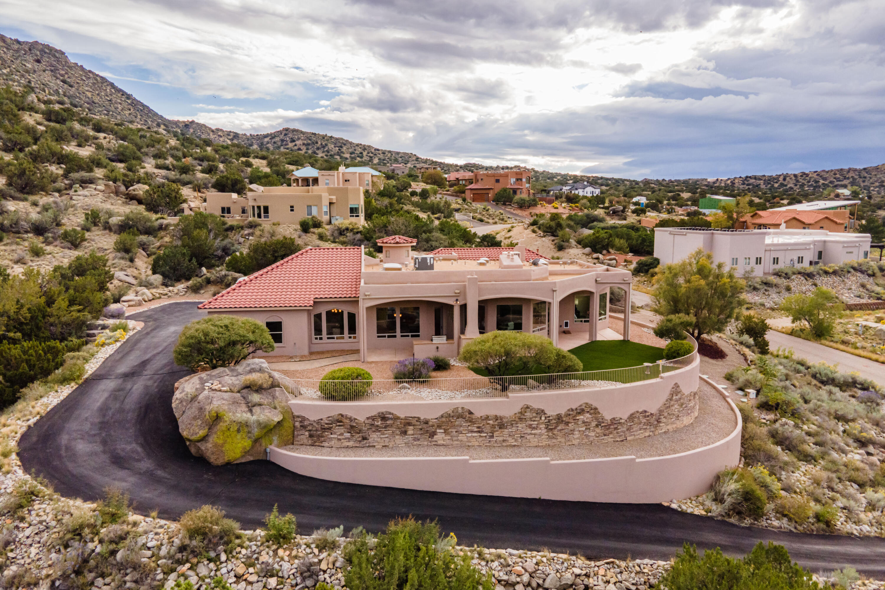 Photo 9 — 26 Desert Sky Road SE