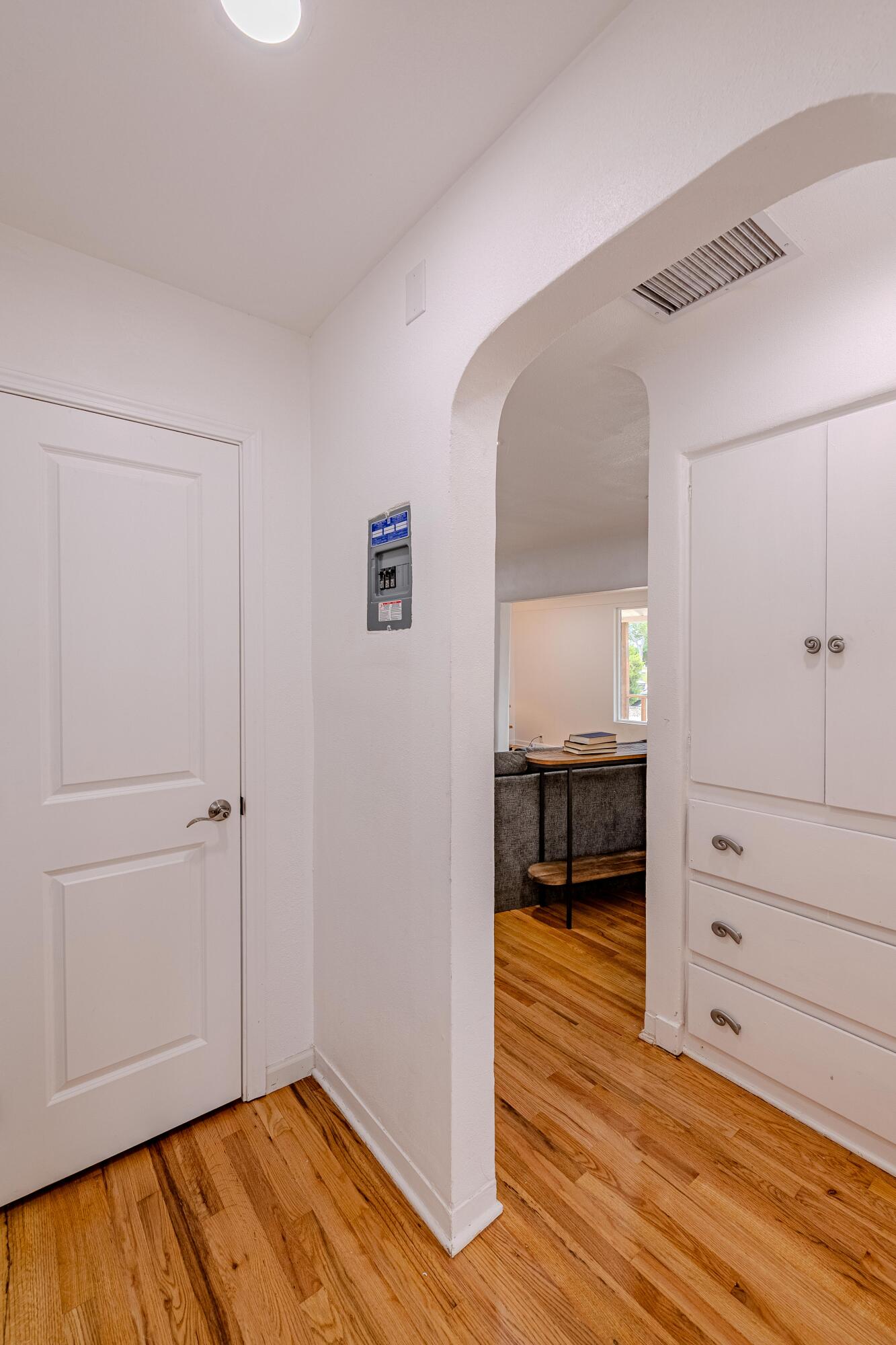 Photo 6 — 5512 Granite Avenue NE
