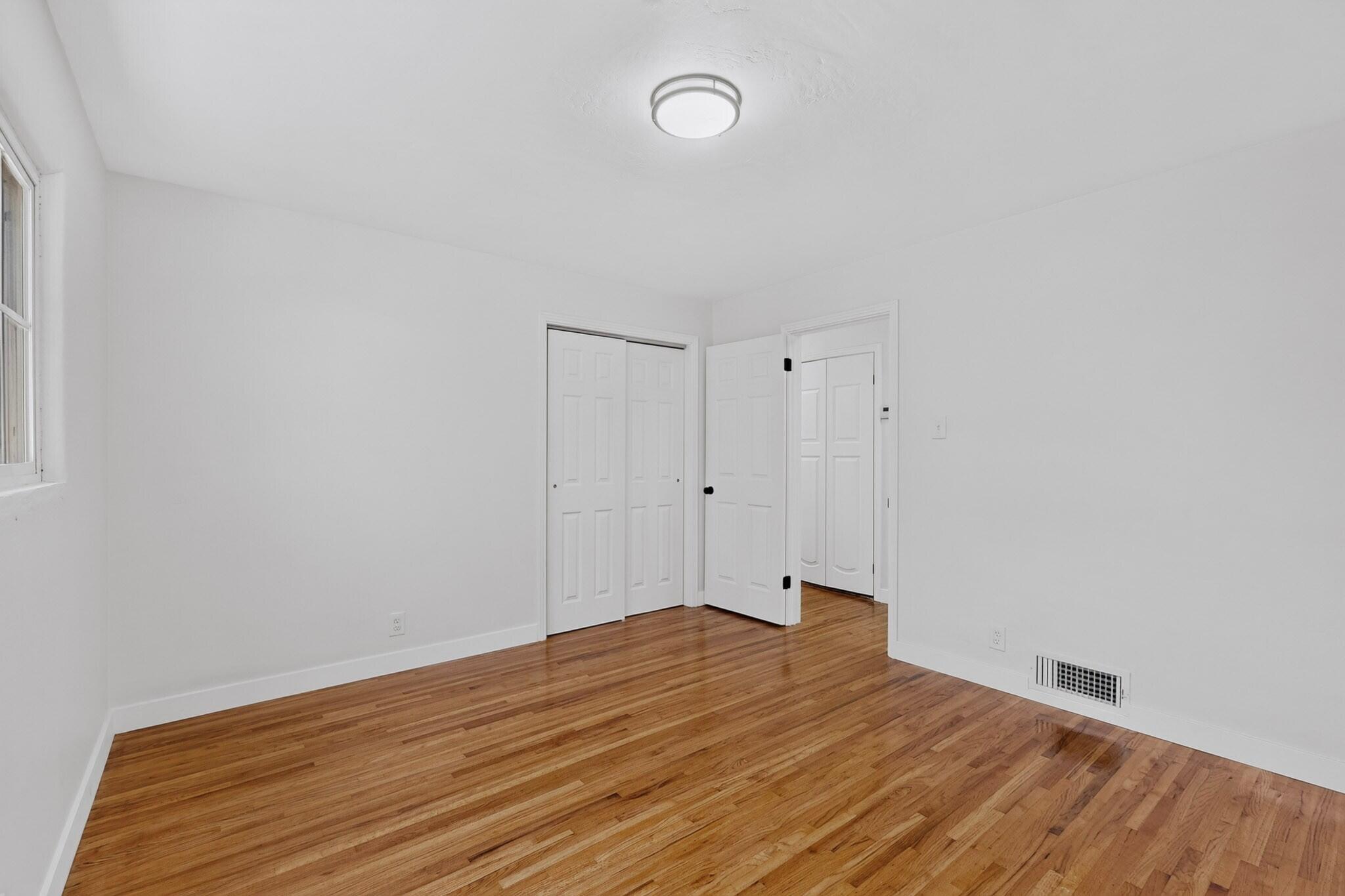 Photo 8 — 4016 Ponderosa Avenue NE