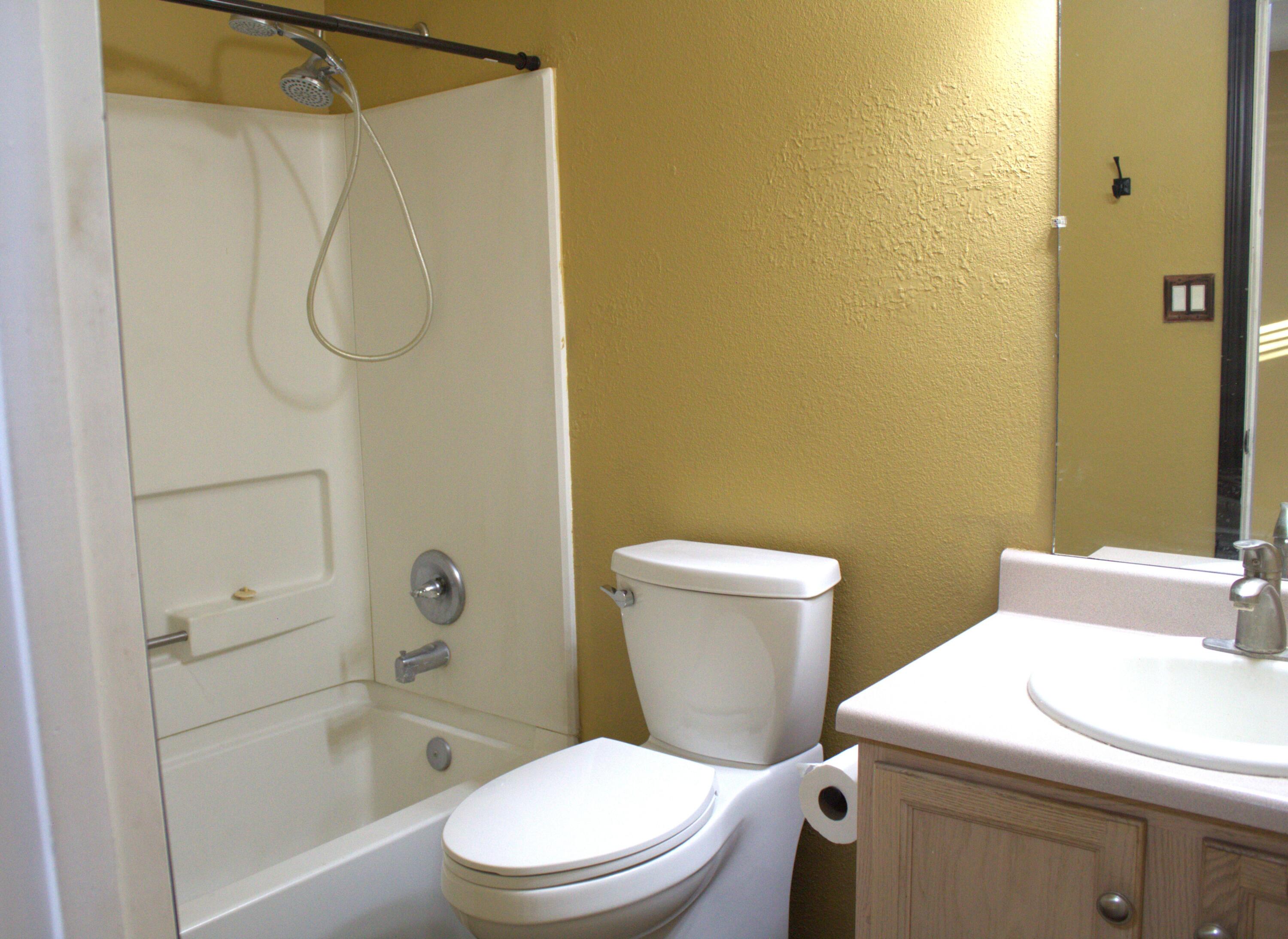 Photo 7 — 2312 Desert Wood Drive SW