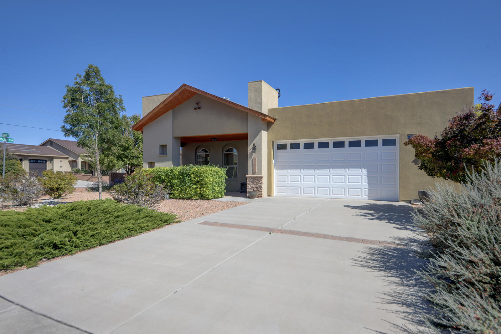 11012 Opalo Drive NW