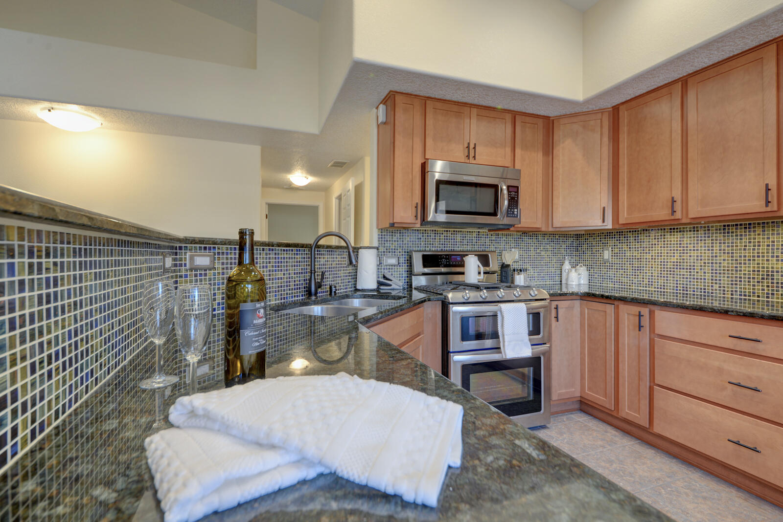 Photo 3 — 11012 Opalo Drive NW
