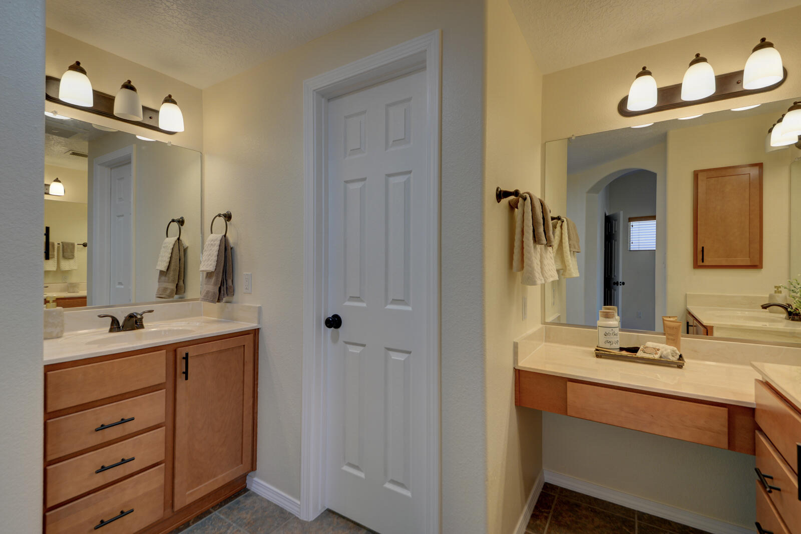 Photo 12 — 11012 Opalo Drive NW